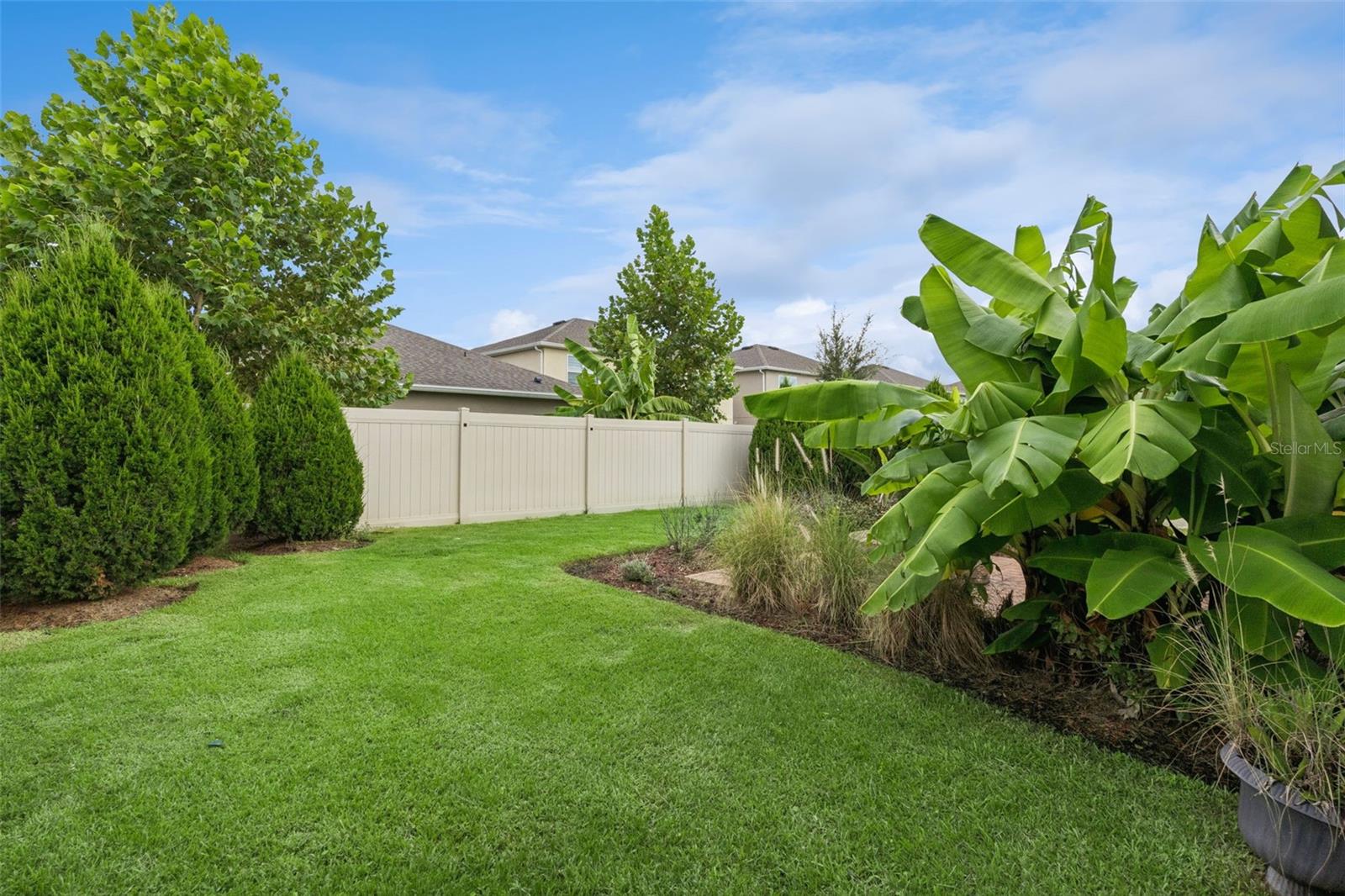 1055 CHASE AUSTIN WAY — photo 20