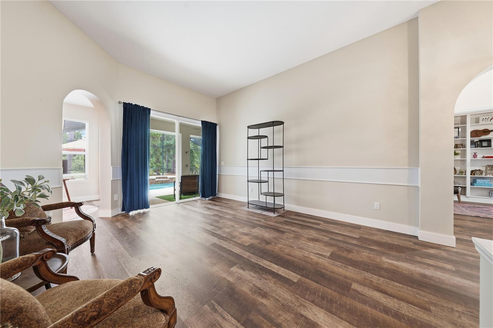 2360 PARK FOREST BLVD — photo 3