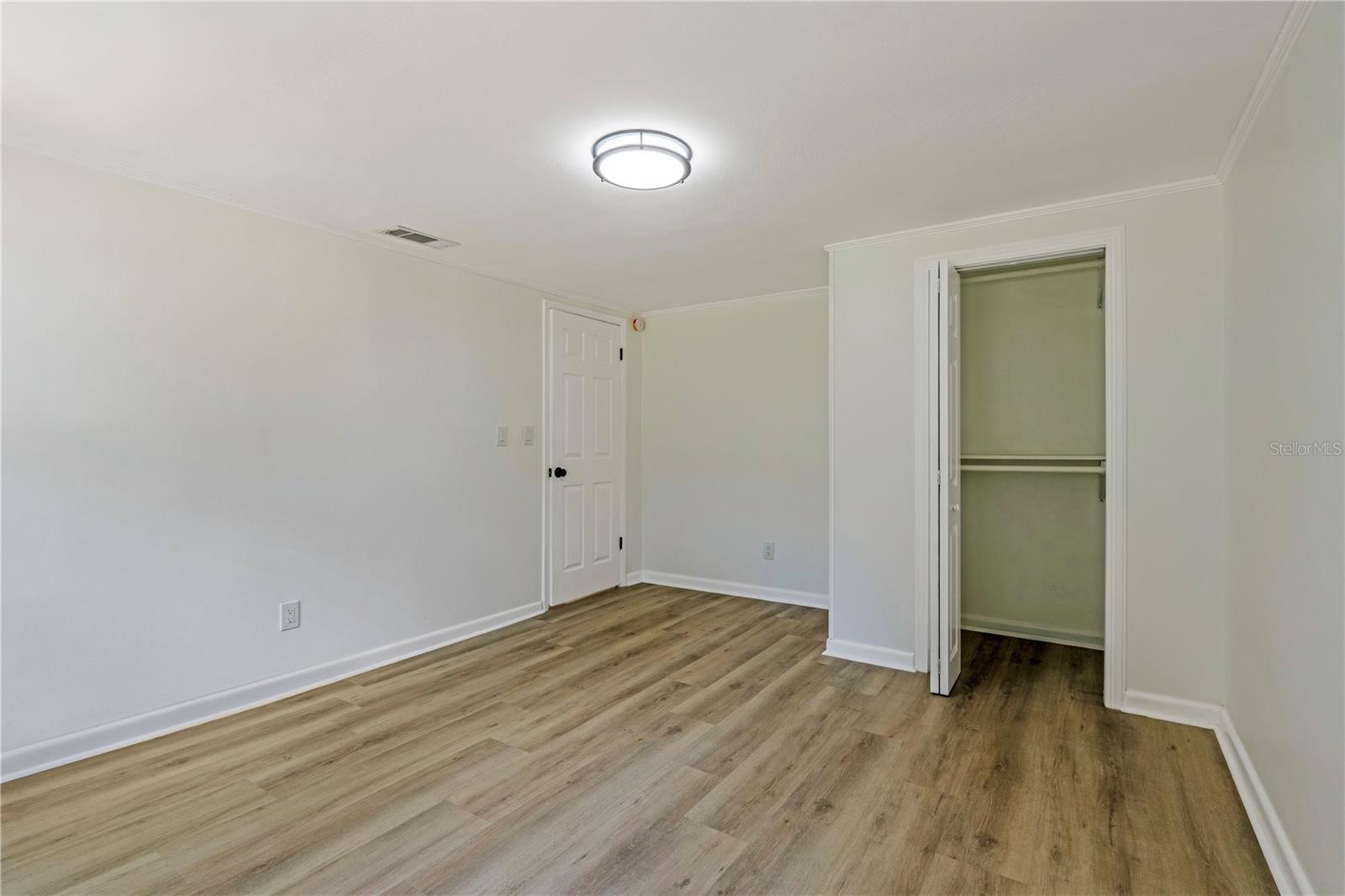 305 S ROSSITER ST — photo 20