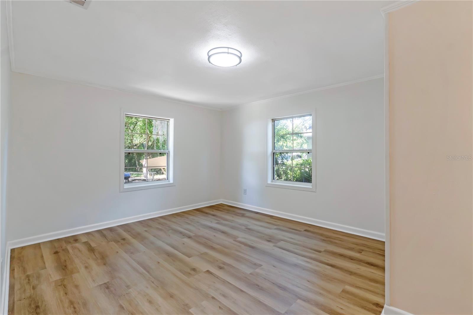 305 S ROSSITER ST — photo 23