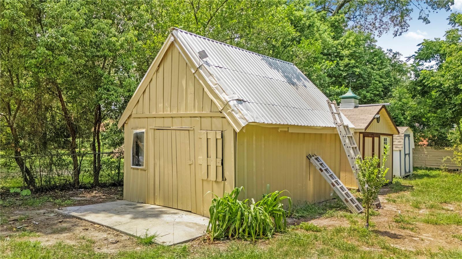 305 S ROSSITER ST — photo 34