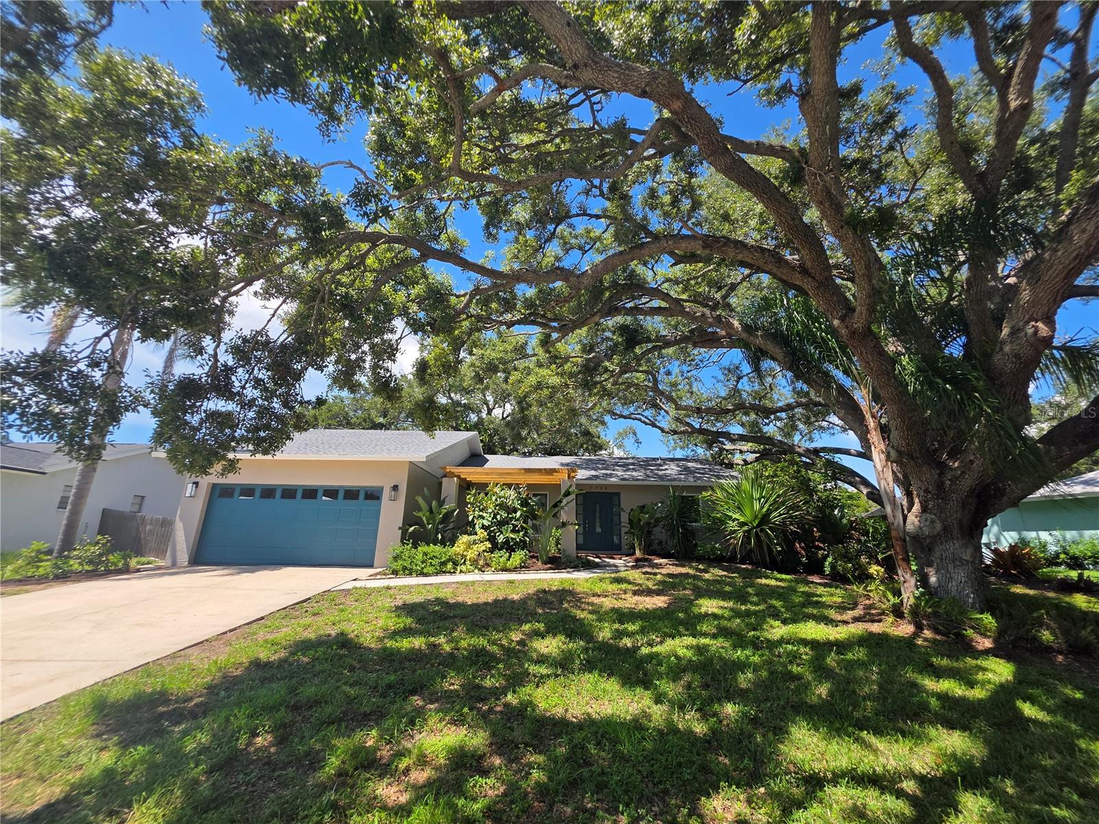 7708 NW 9TH AVE DR photo