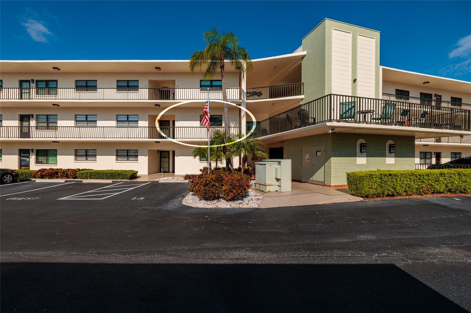 5980 TERRACE PARK DR N #208 — photo 3