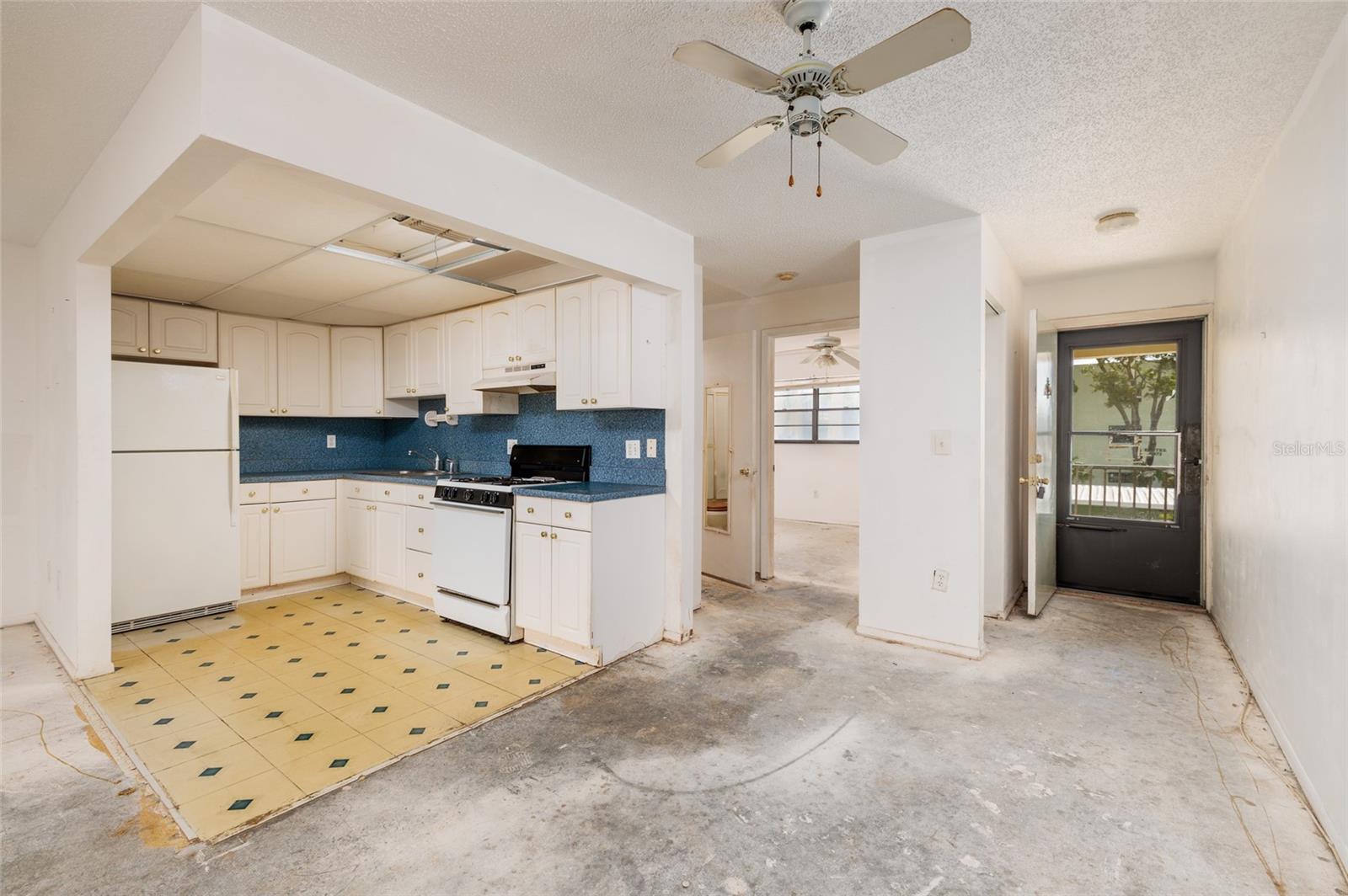 5980 TERRACE PARK DR N #208 — photo 5