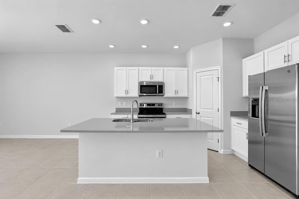13203 STABLE PL — photo 7