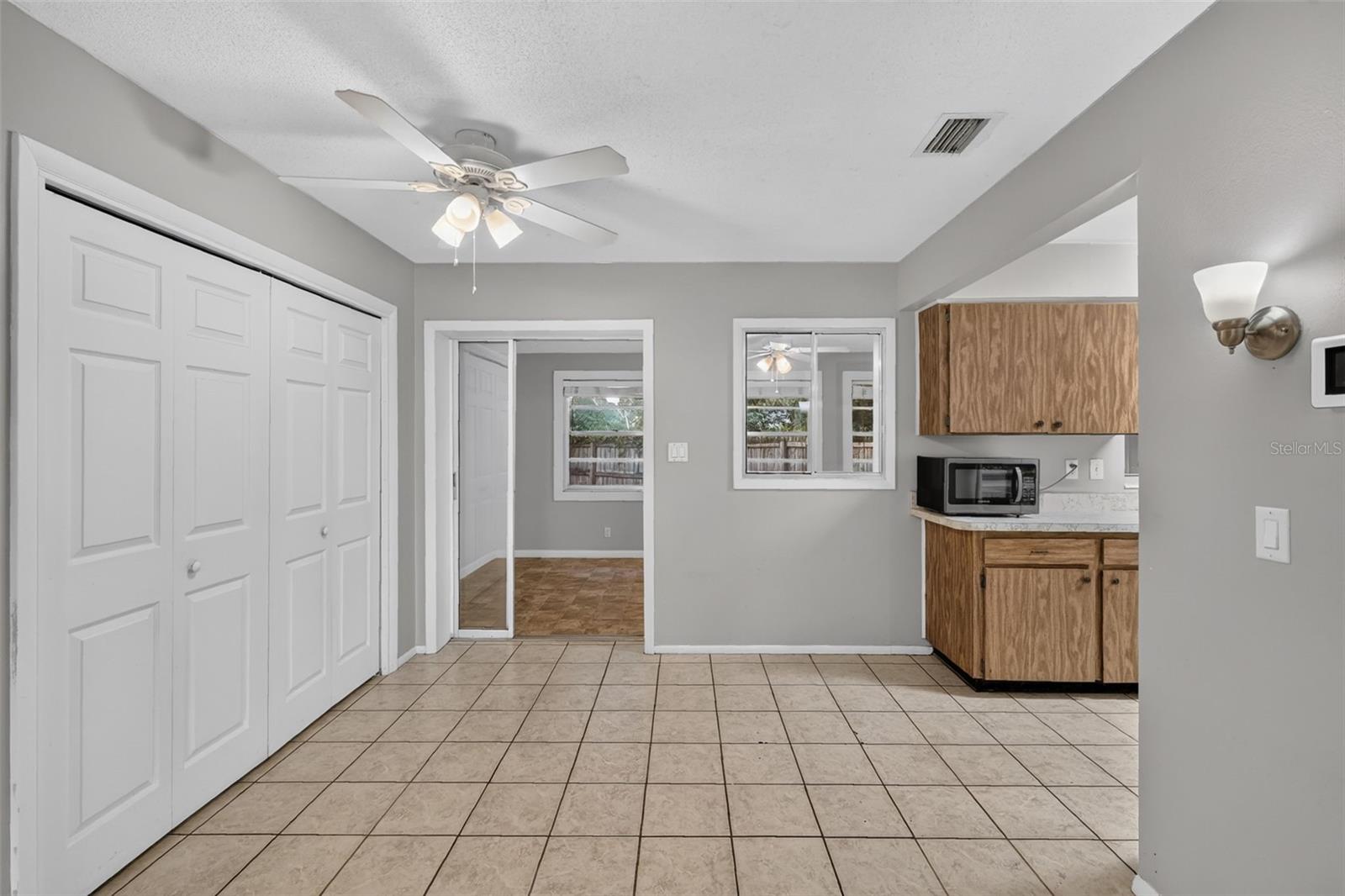 1305 ORANGE AVE — photo 5