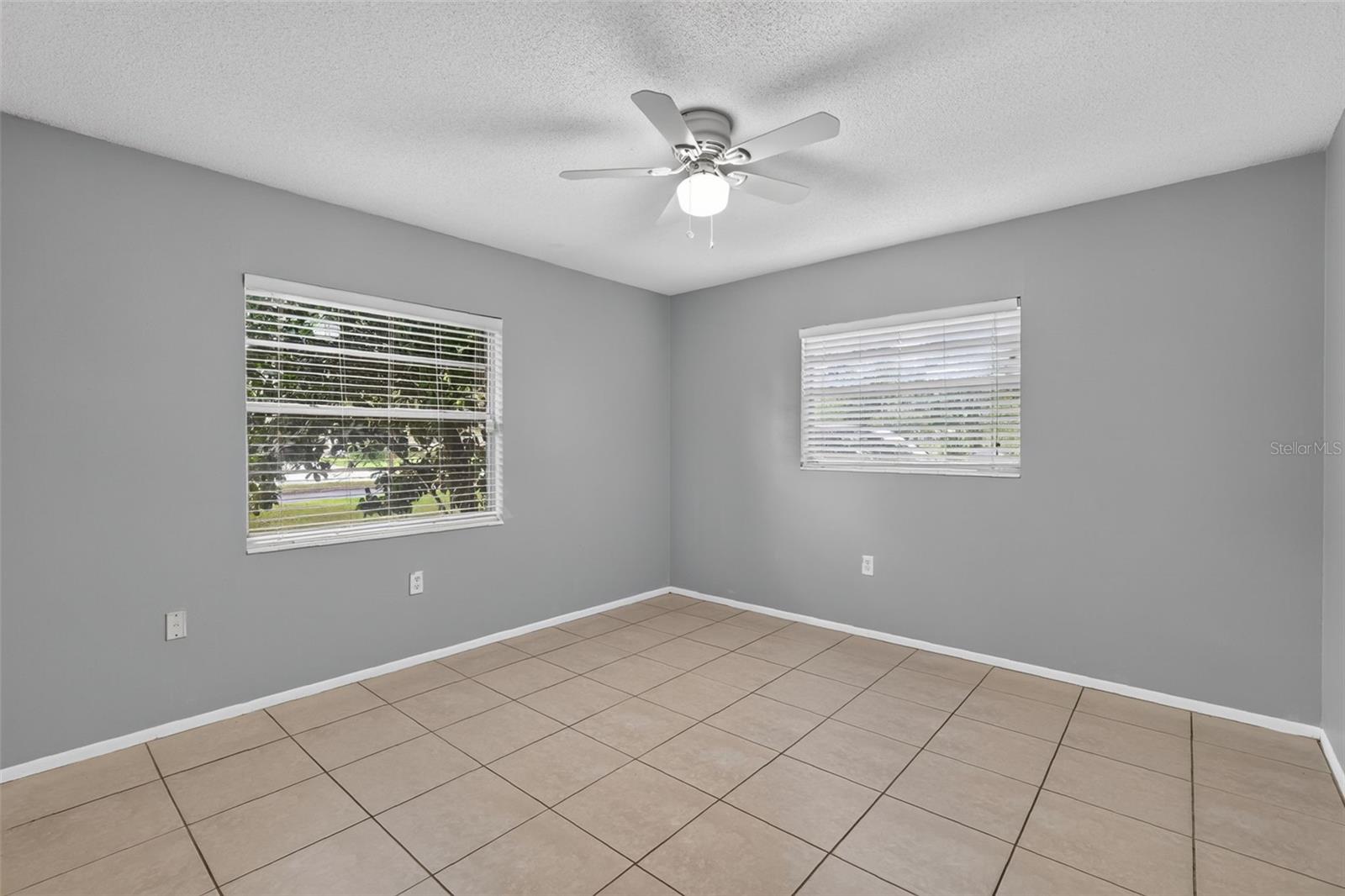 1305 ORANGE AVE — photo 14