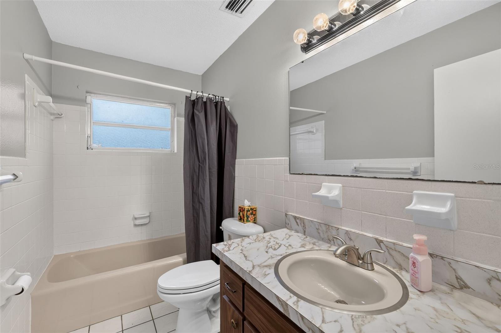 1305 ORANGE AVE — photo 16