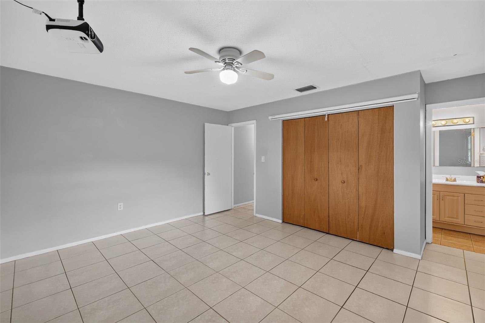 1305 ORANGE AVE — photo 12