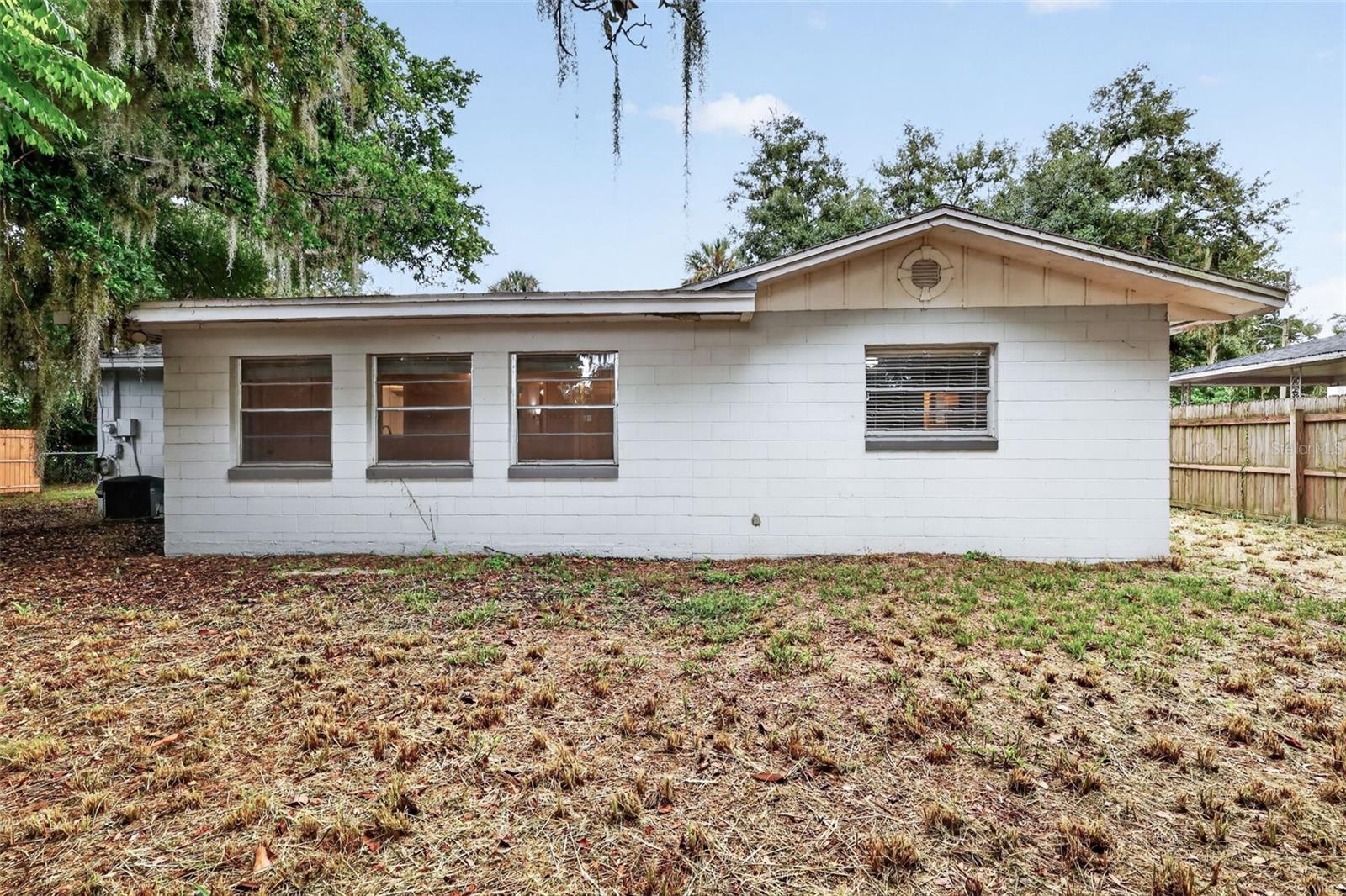 1305 ORANGE AVE — photo 33