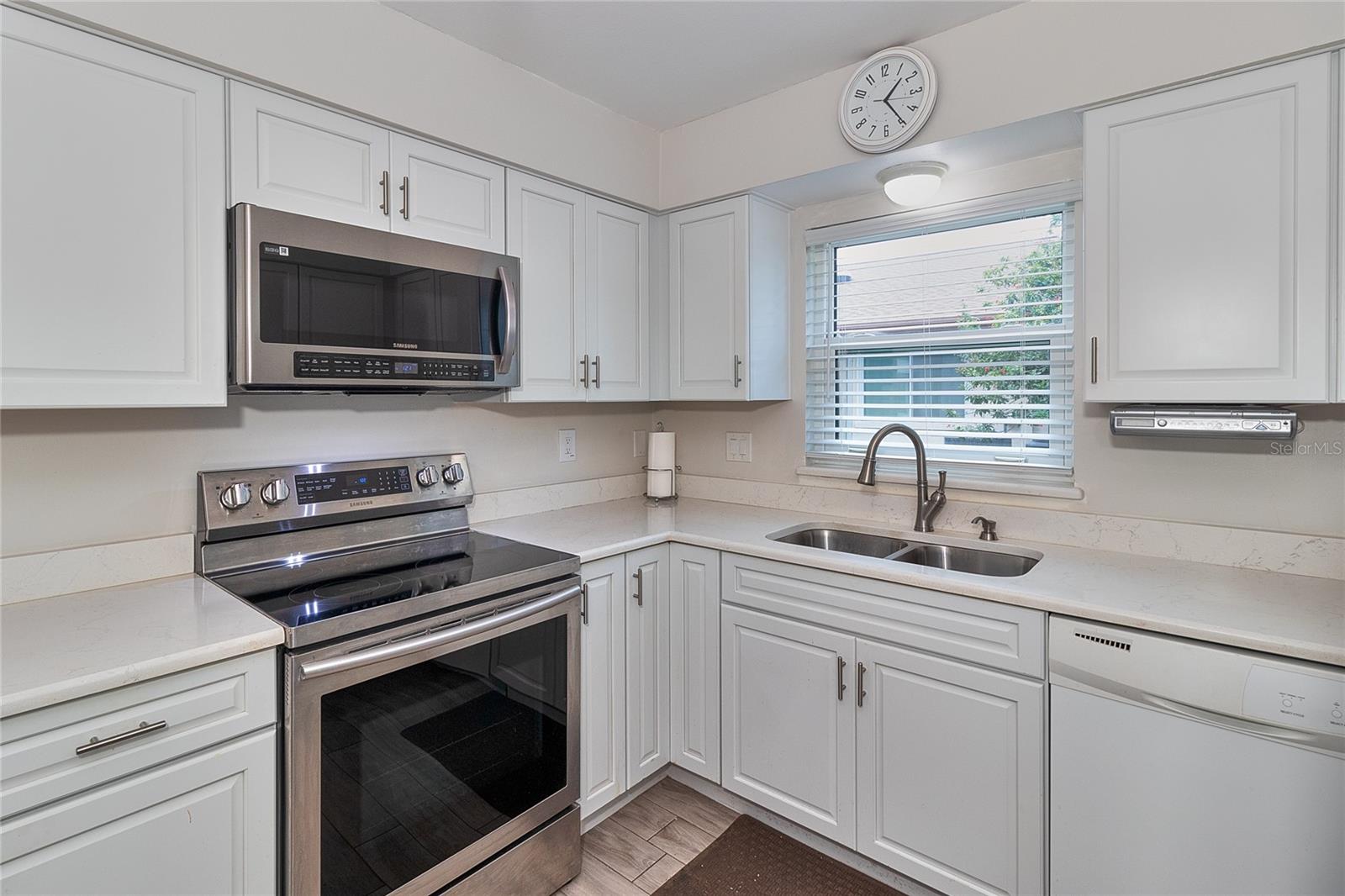 3217 MCMATH DR — photo 11