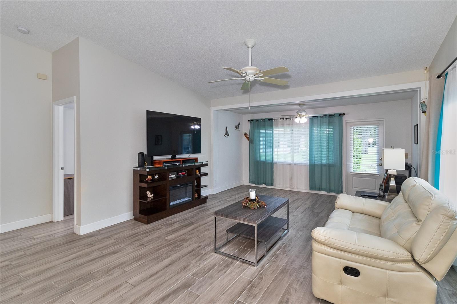 3217 MCMATH DR — photo 24