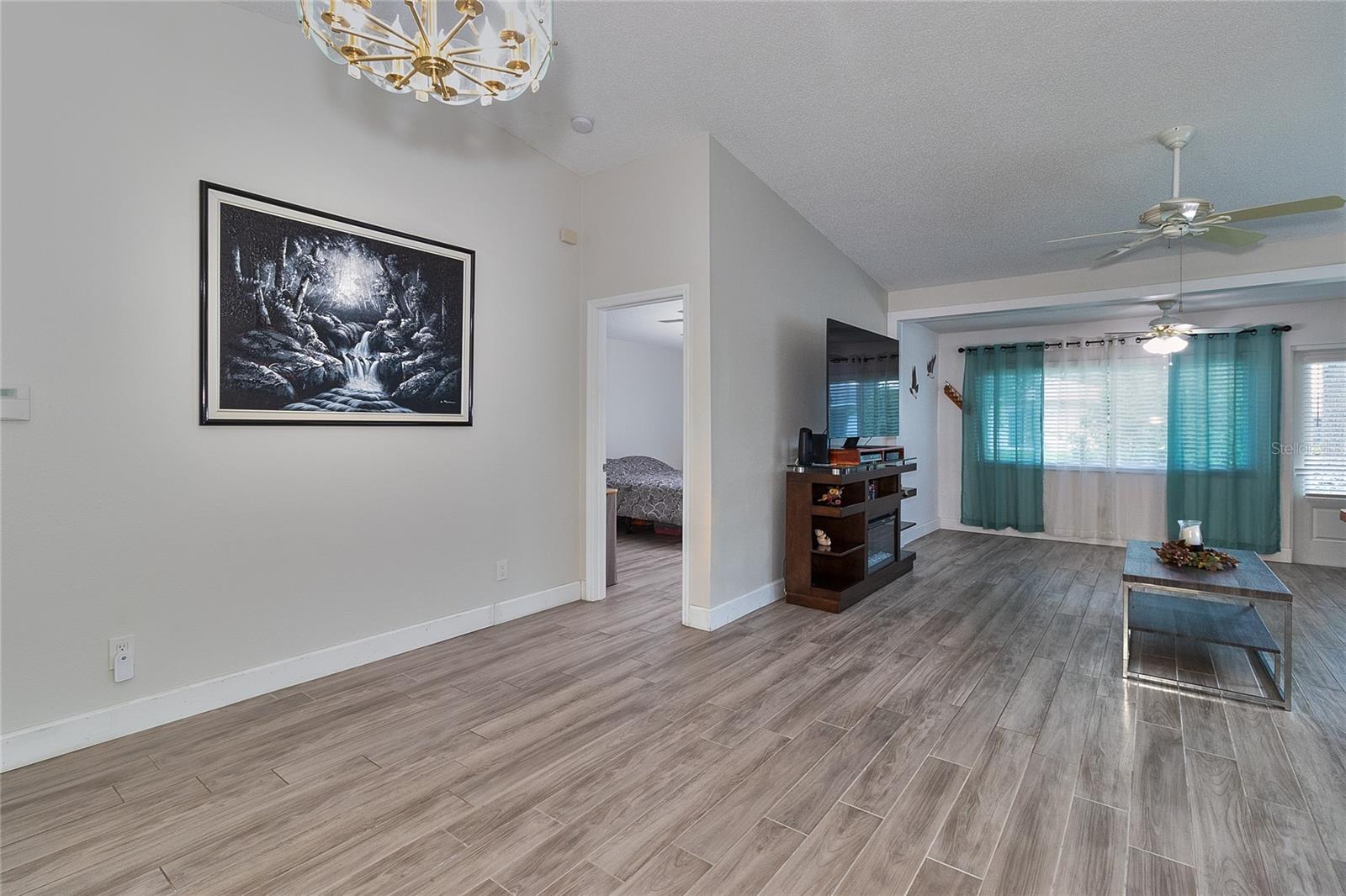 3217 MCMATH DR — photo 30