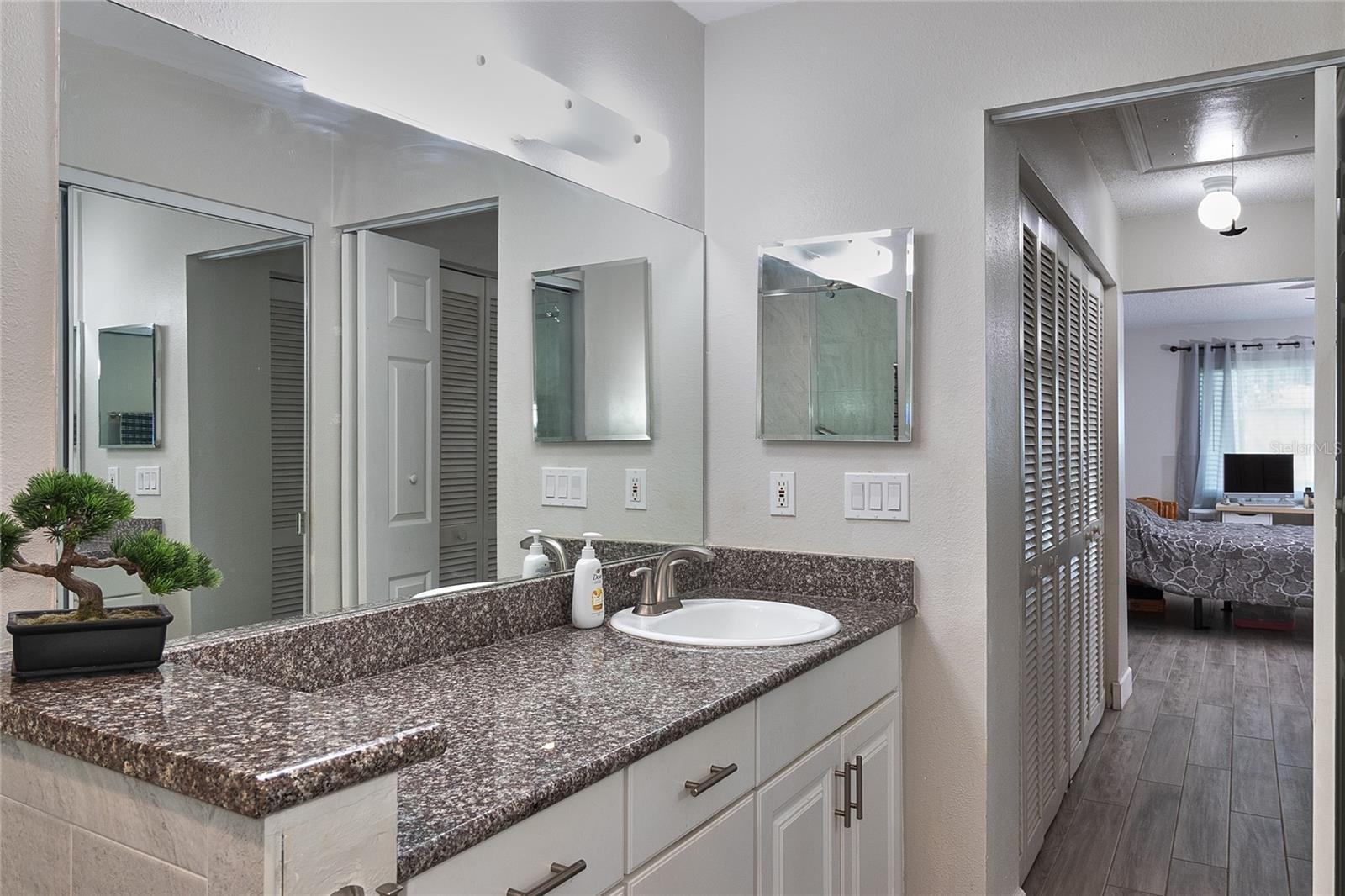 3217 MCMATH DR — photo 37