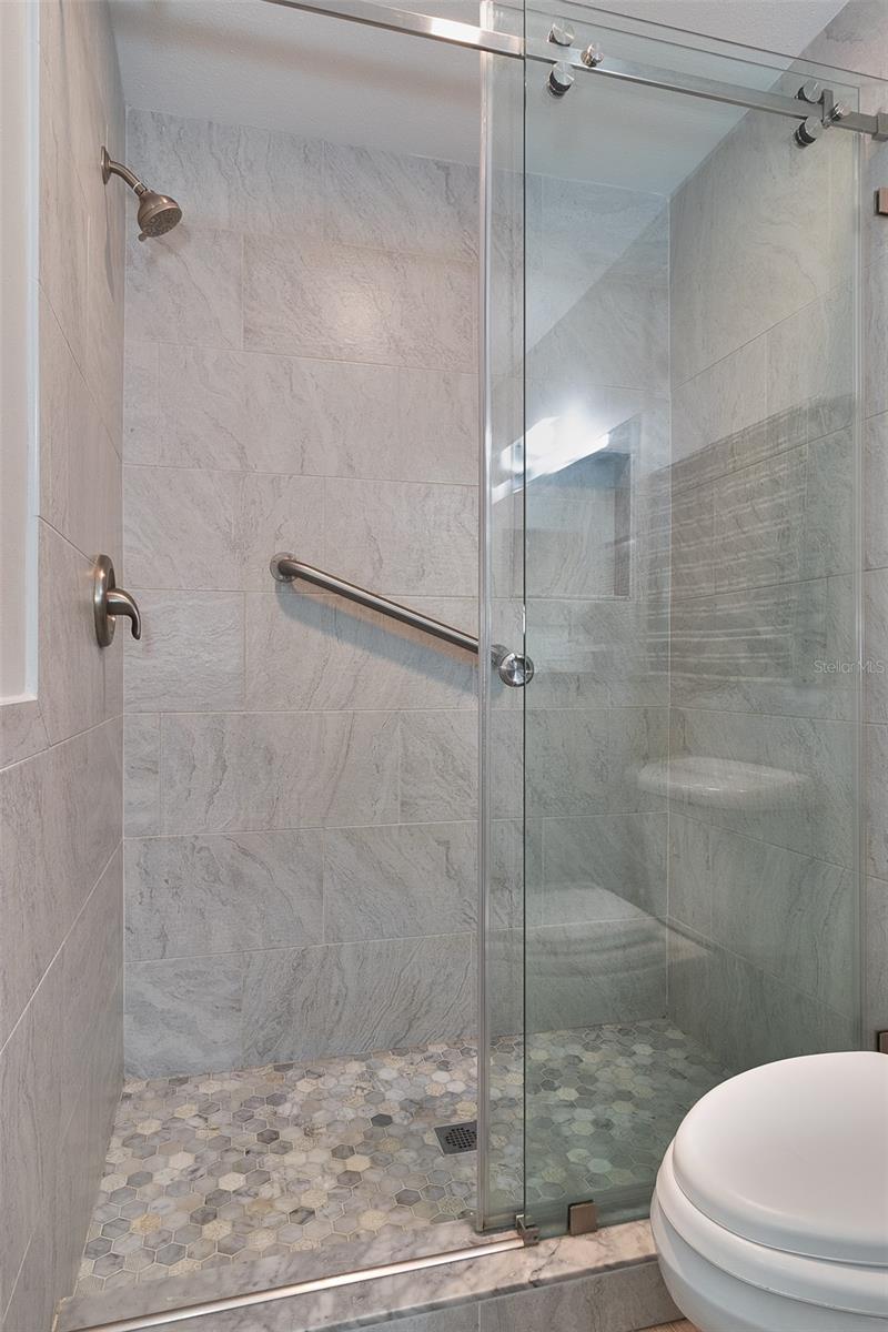 3217 MCMATH DR — photo 38