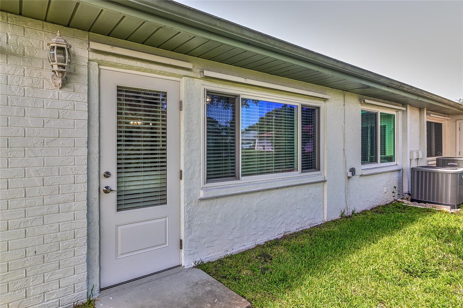 3217 MCMATH DR — photo 41
