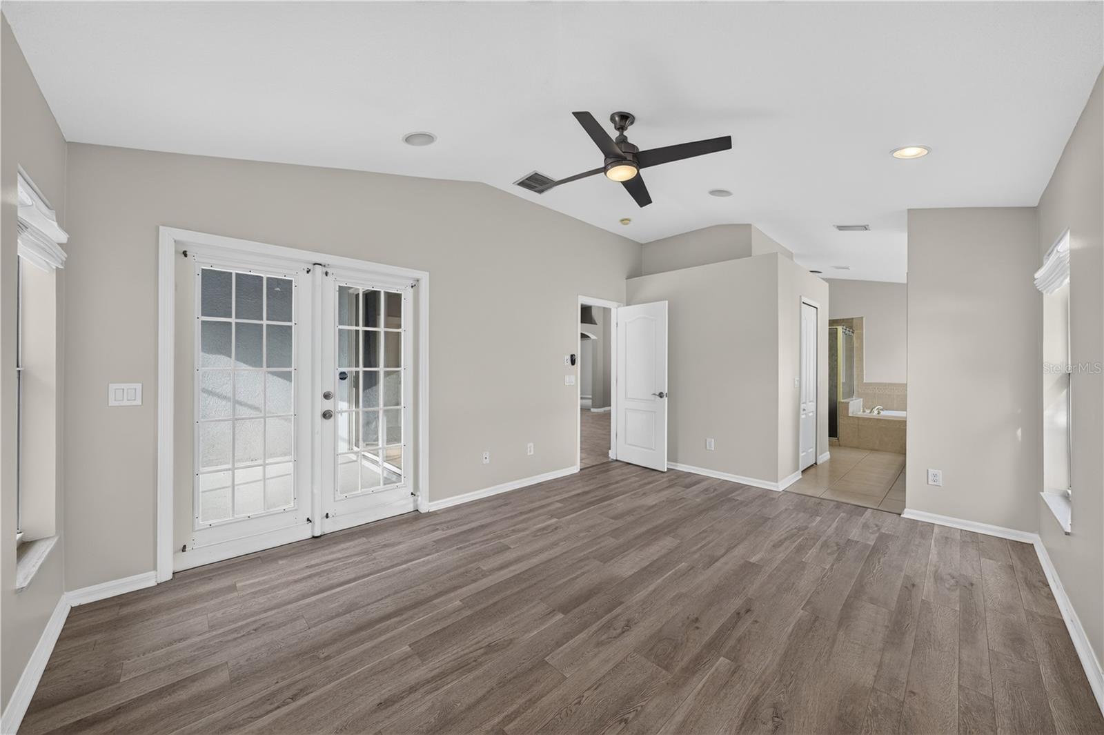 708 ERIK LAKE RD — photo 14