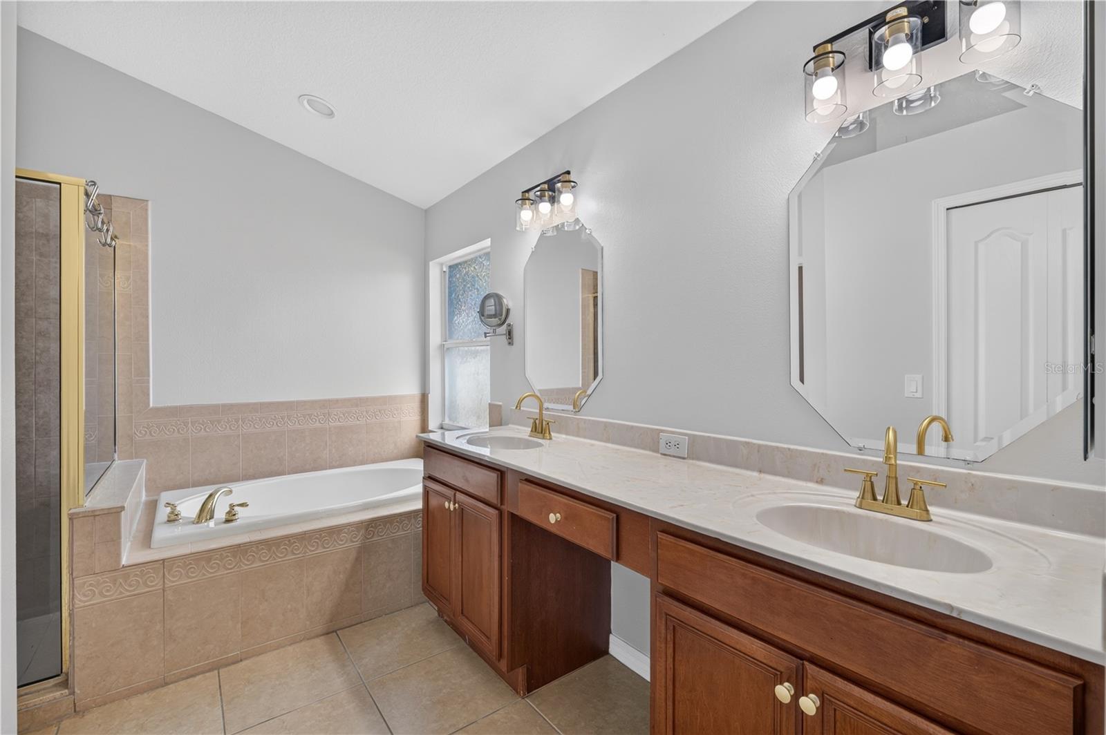 708 ERIK LAKE RD — photo 15