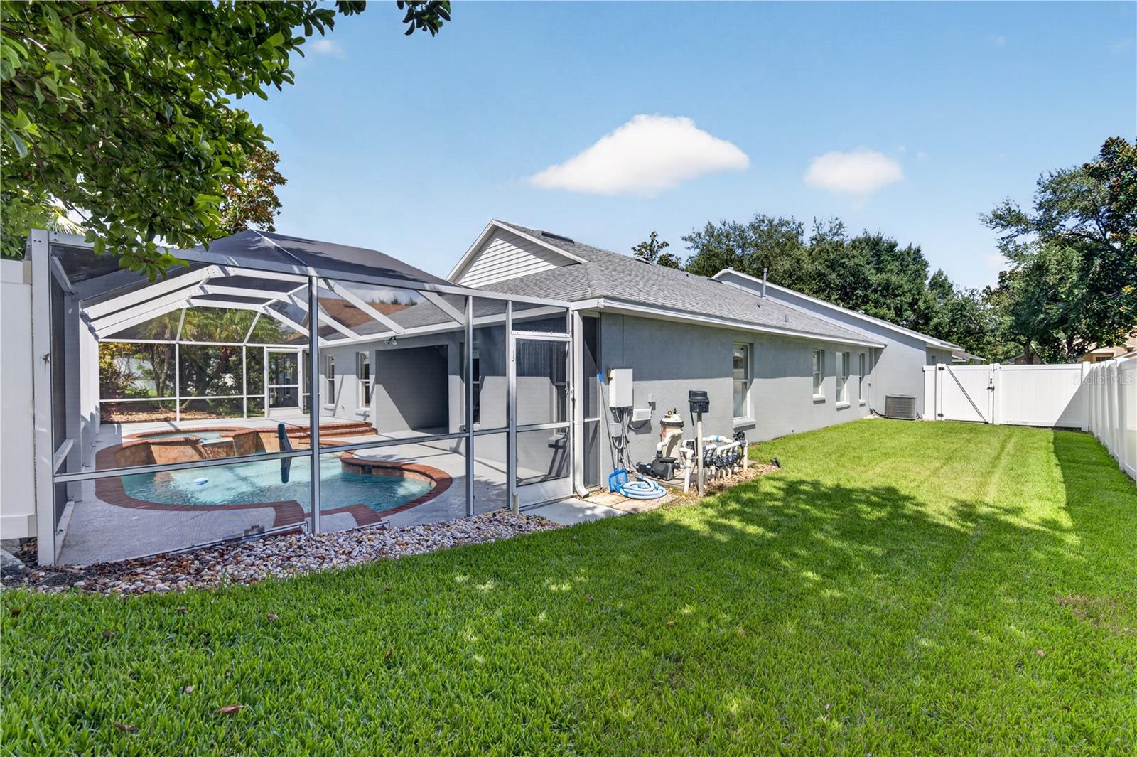 708 ERIK LAKE RD — photo 23