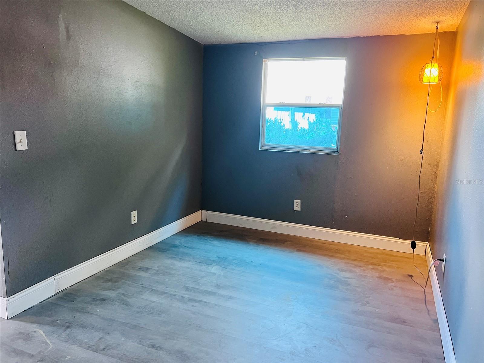 6814 PEARSON LN — photo 12