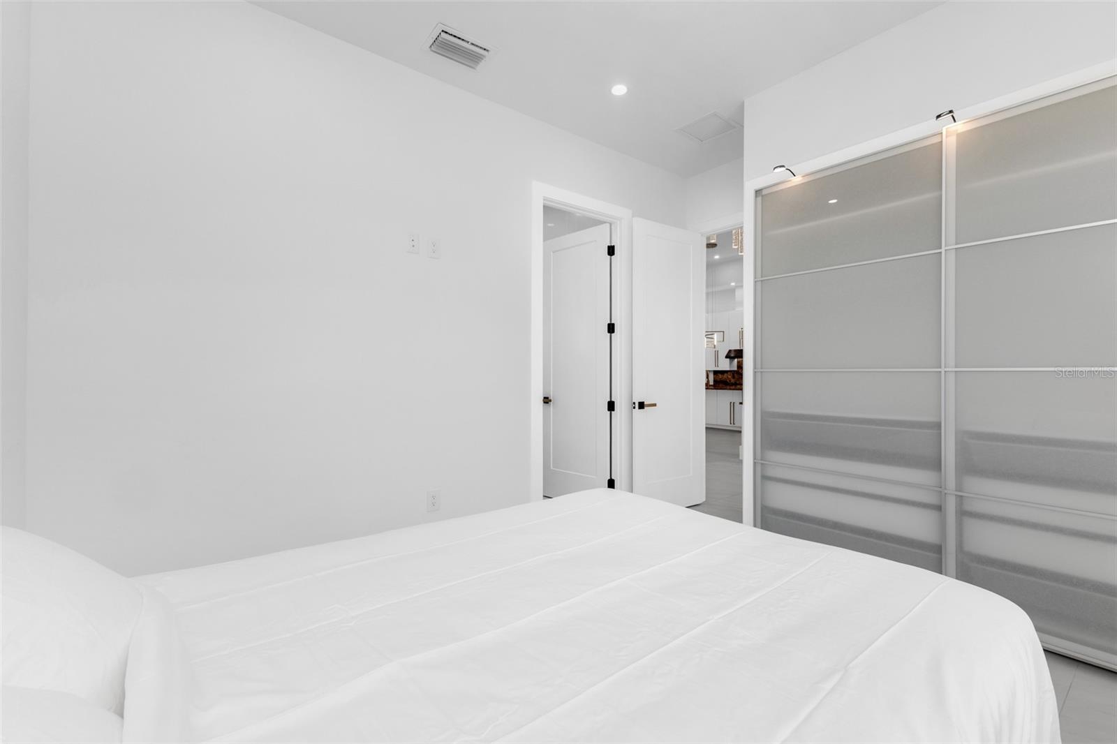 115 SOLANA ST — photo 24