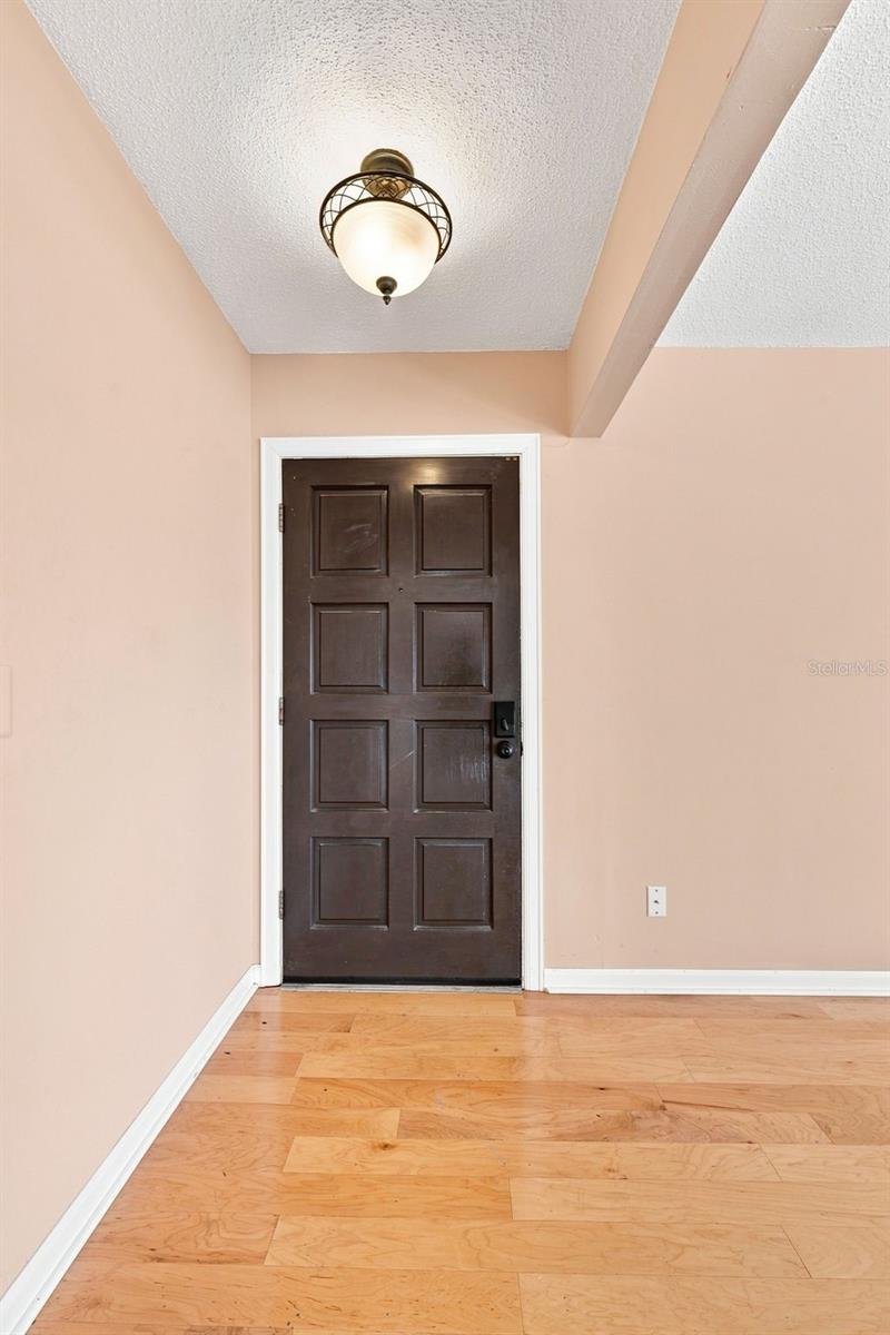 10836 VENICE CIR — photo 3