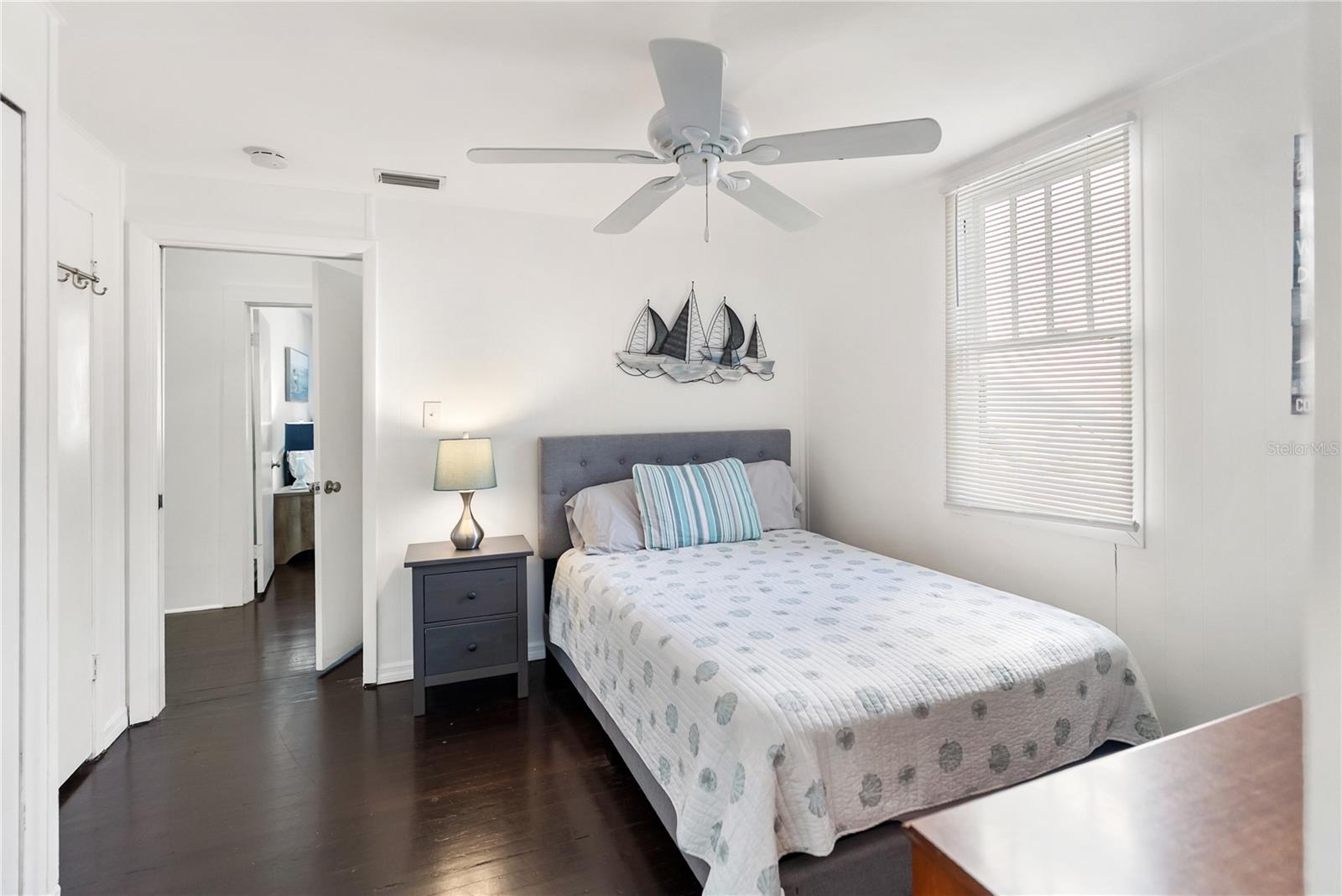 2530 LOMA LINDA ST — photo 22