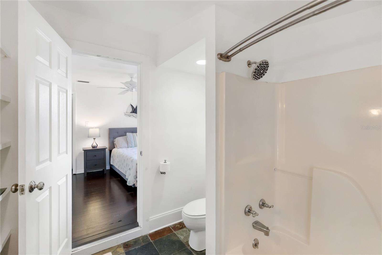 2530 LOMA LINDA ST — photo 25