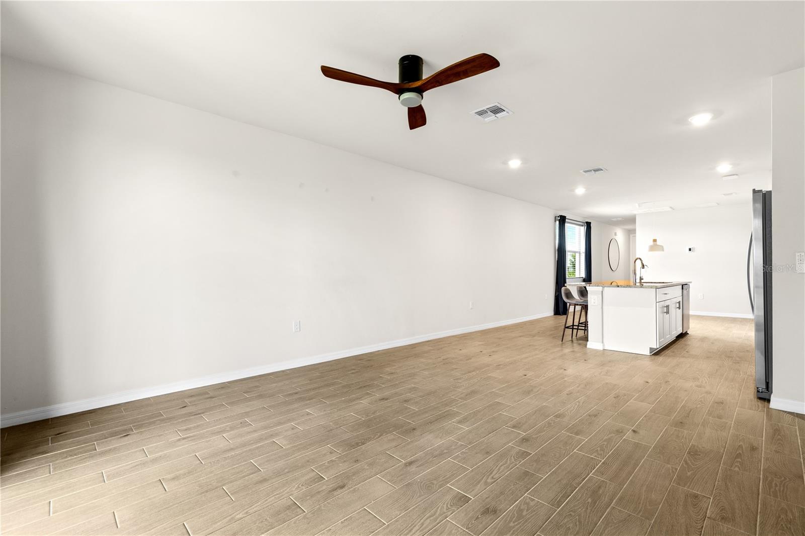 44125 FRONTIER DR — photo 14