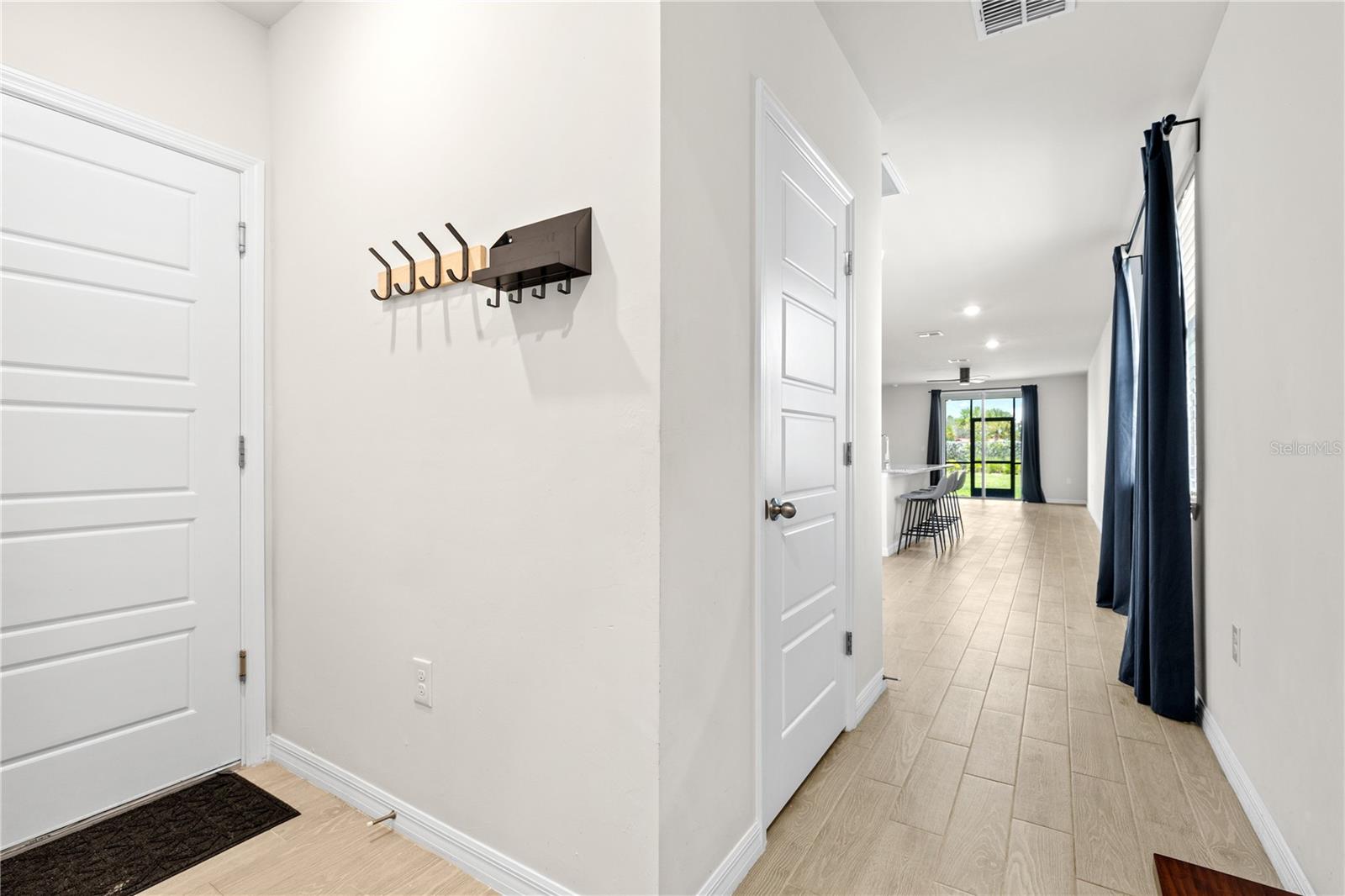 44125 FRONTIER DR — photo 23