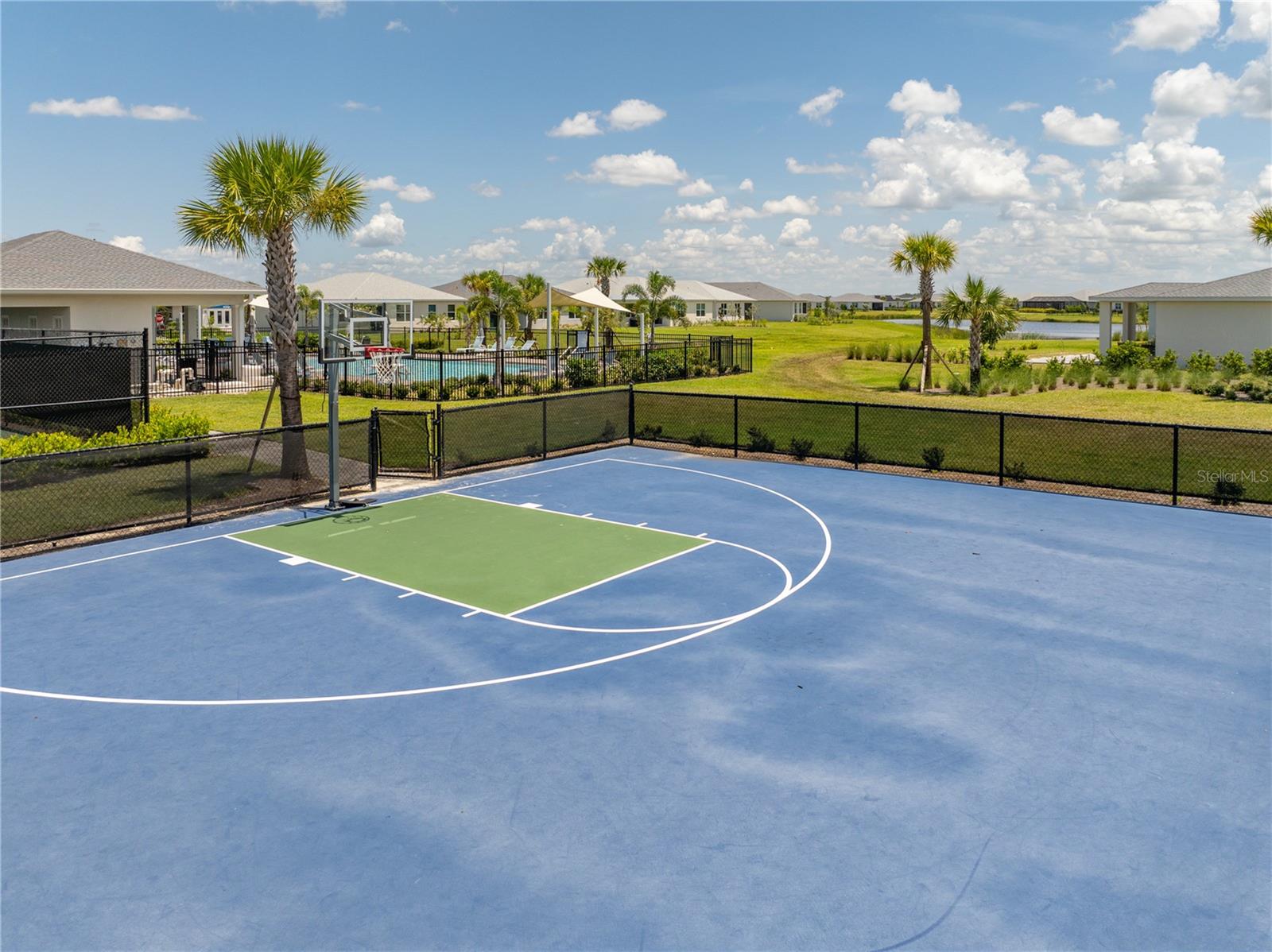 44125 FRONTIER DR — photo 34