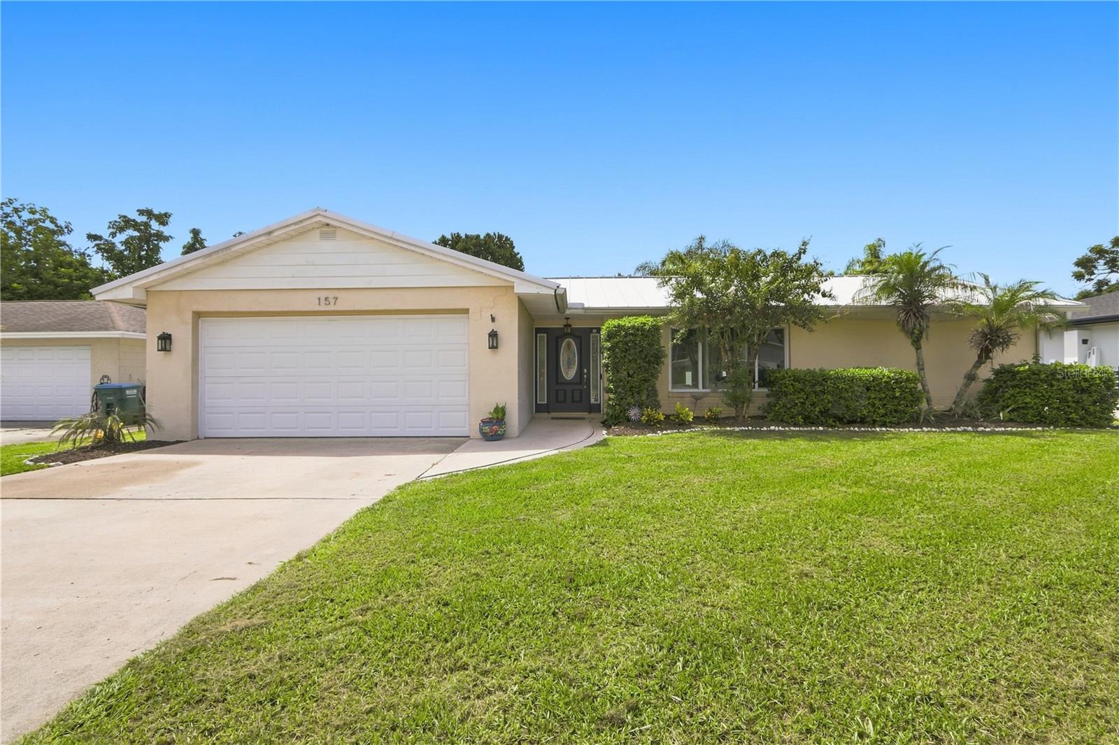 157 SANDALWOOD WAY photo
