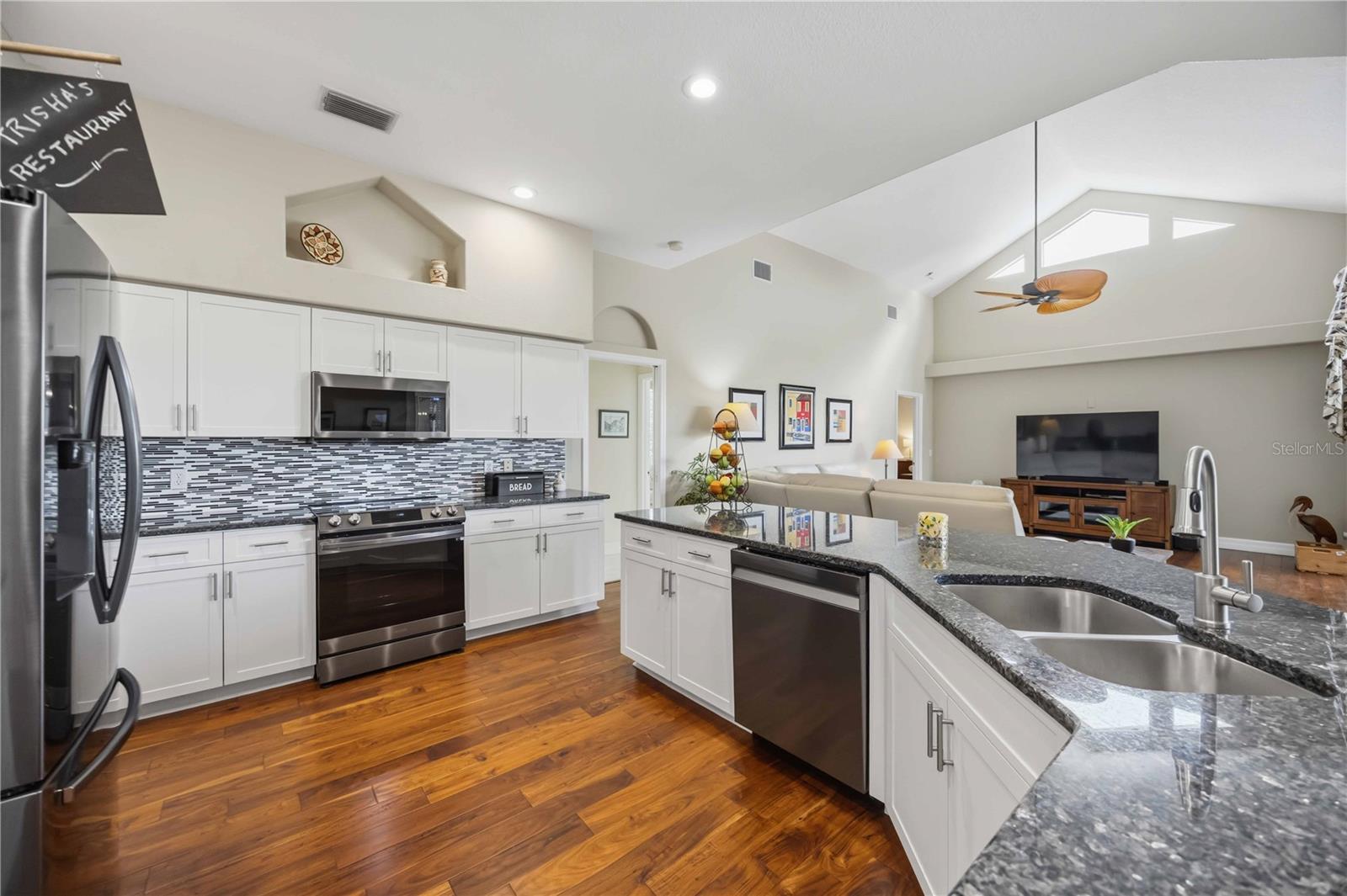 4619 CHASE OAKS DR — photo 10
