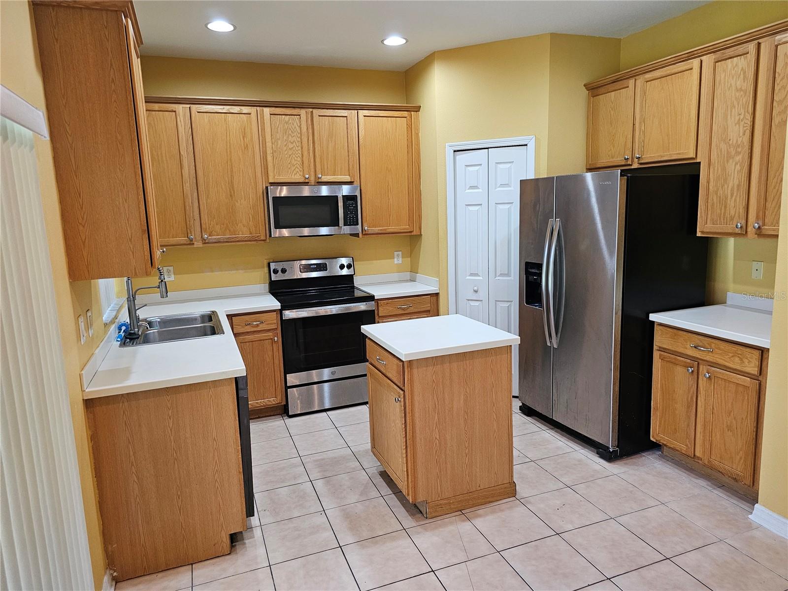 1147 EMERALD HILL WAY — photo 10