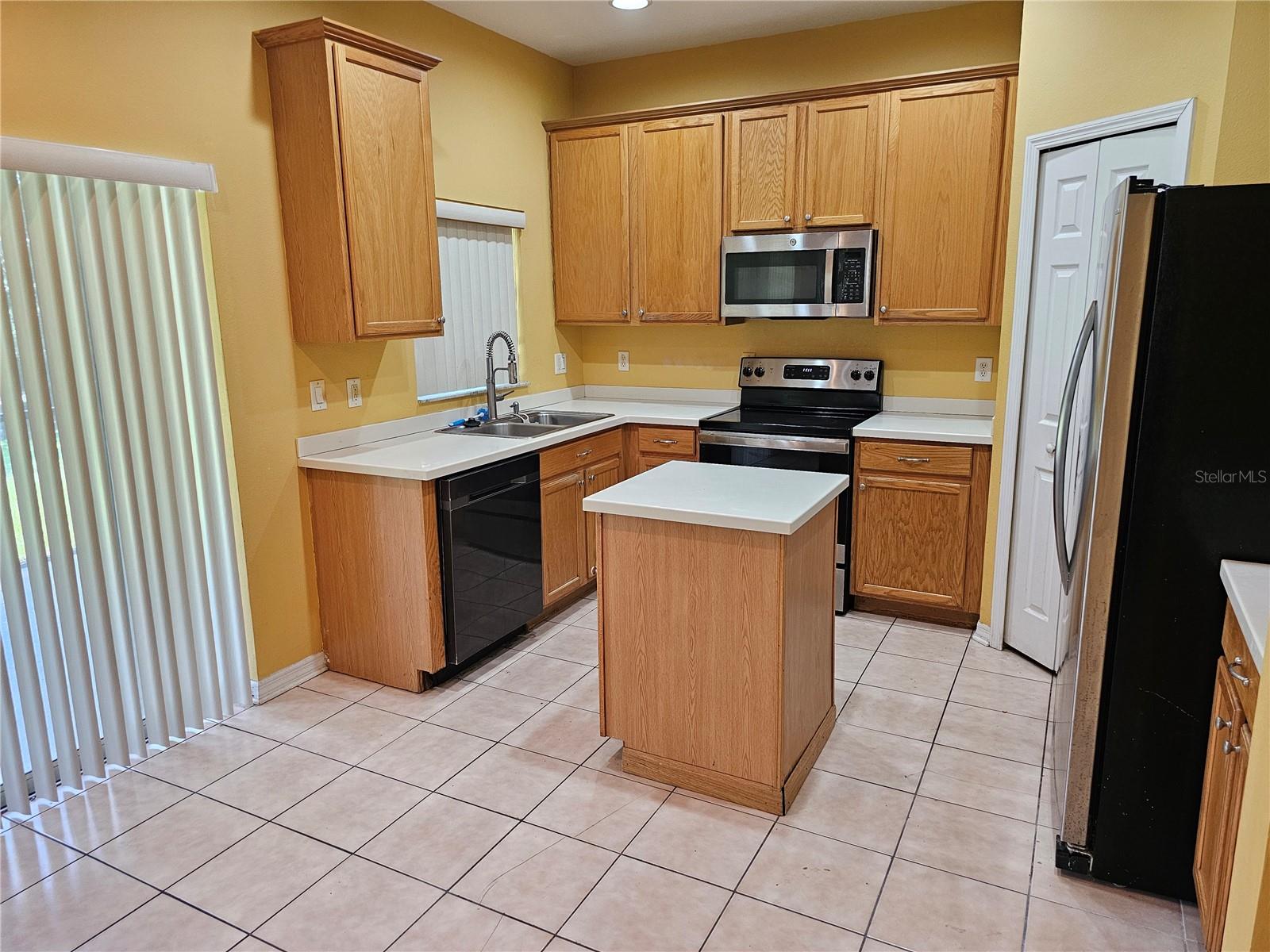 1147 EMERALD HILL WAY — photo 11