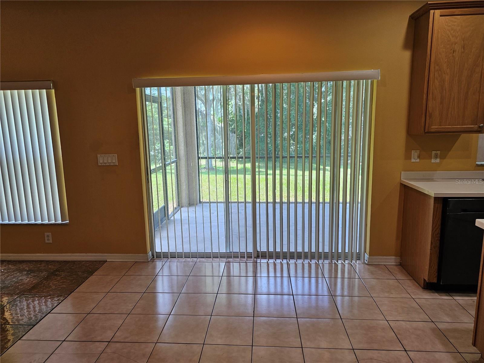 1147 EMERALD HILL WAY — photo 12