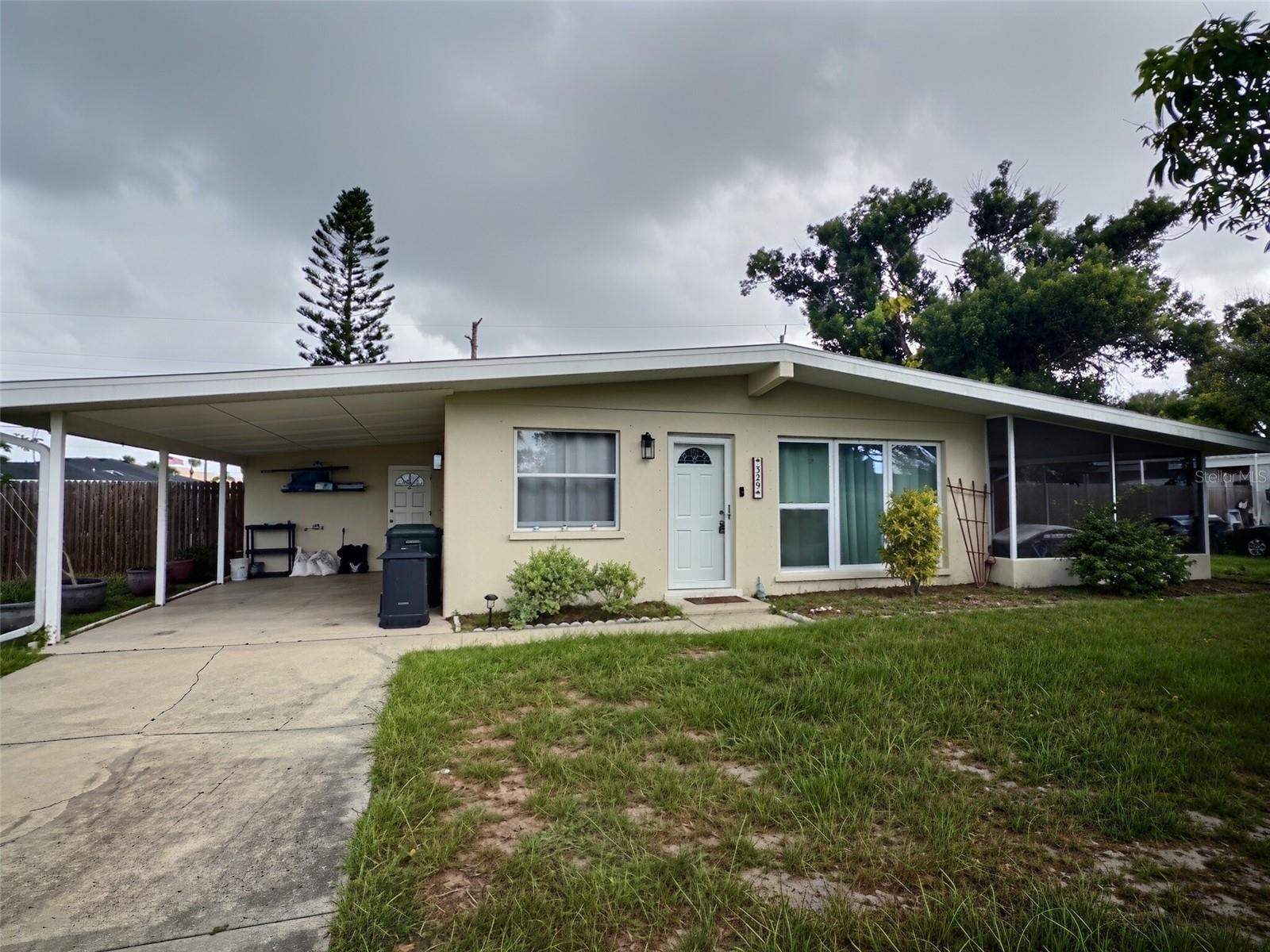 329 GLEN OAK RD — photo 2