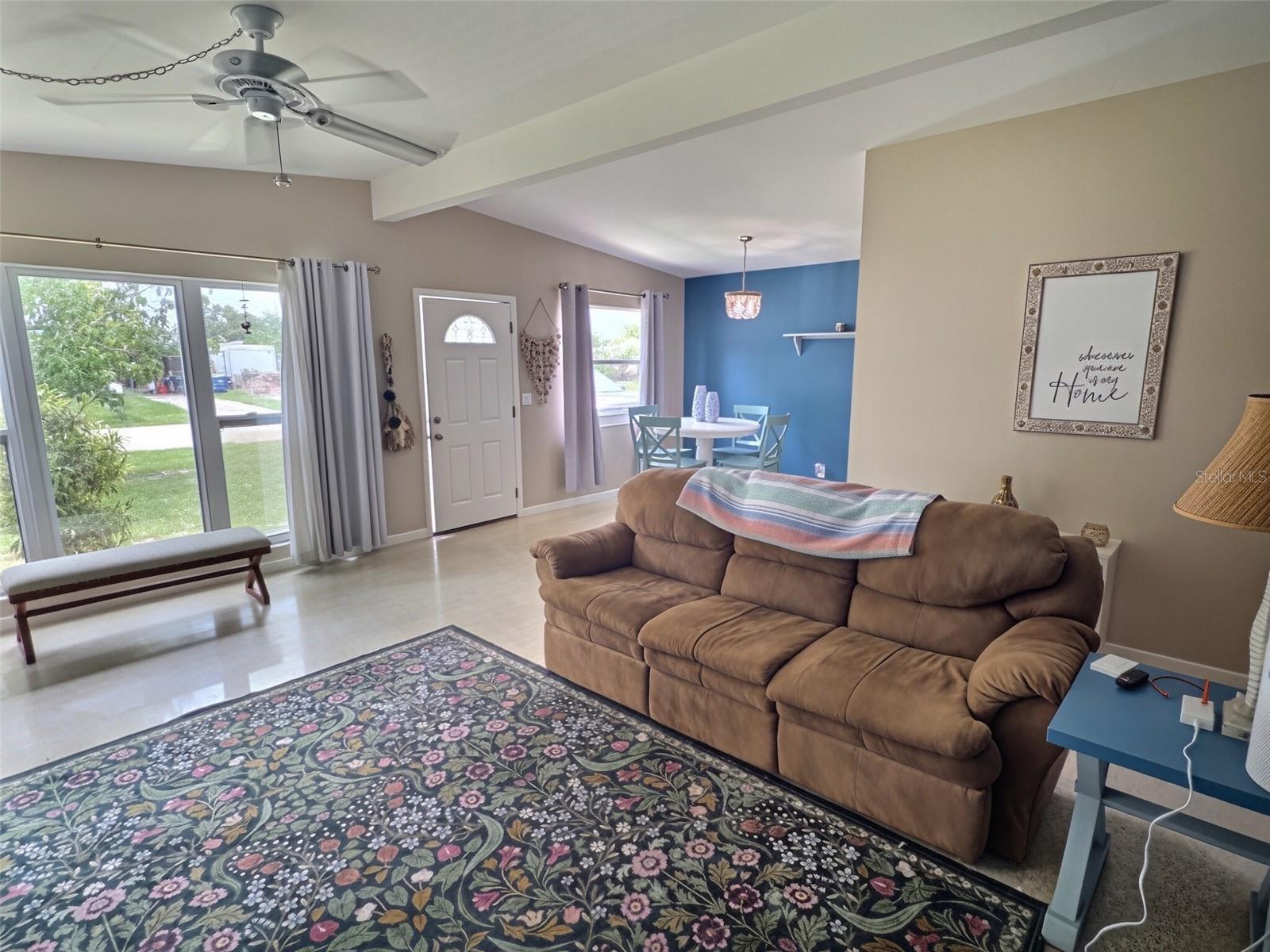 329 GLEN OAK RD — photo 5