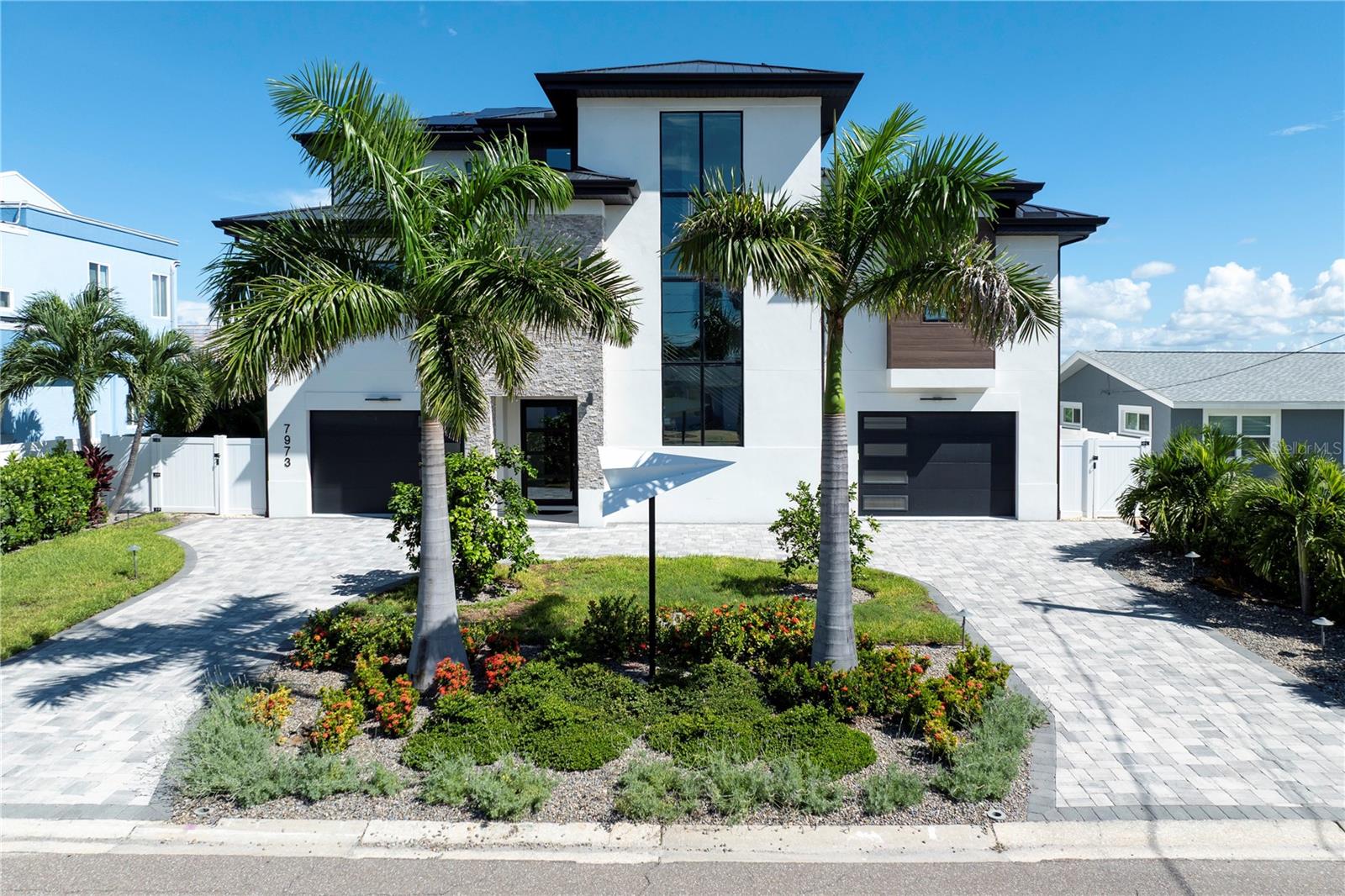 7973 CAUSEWAY BLVD N photo