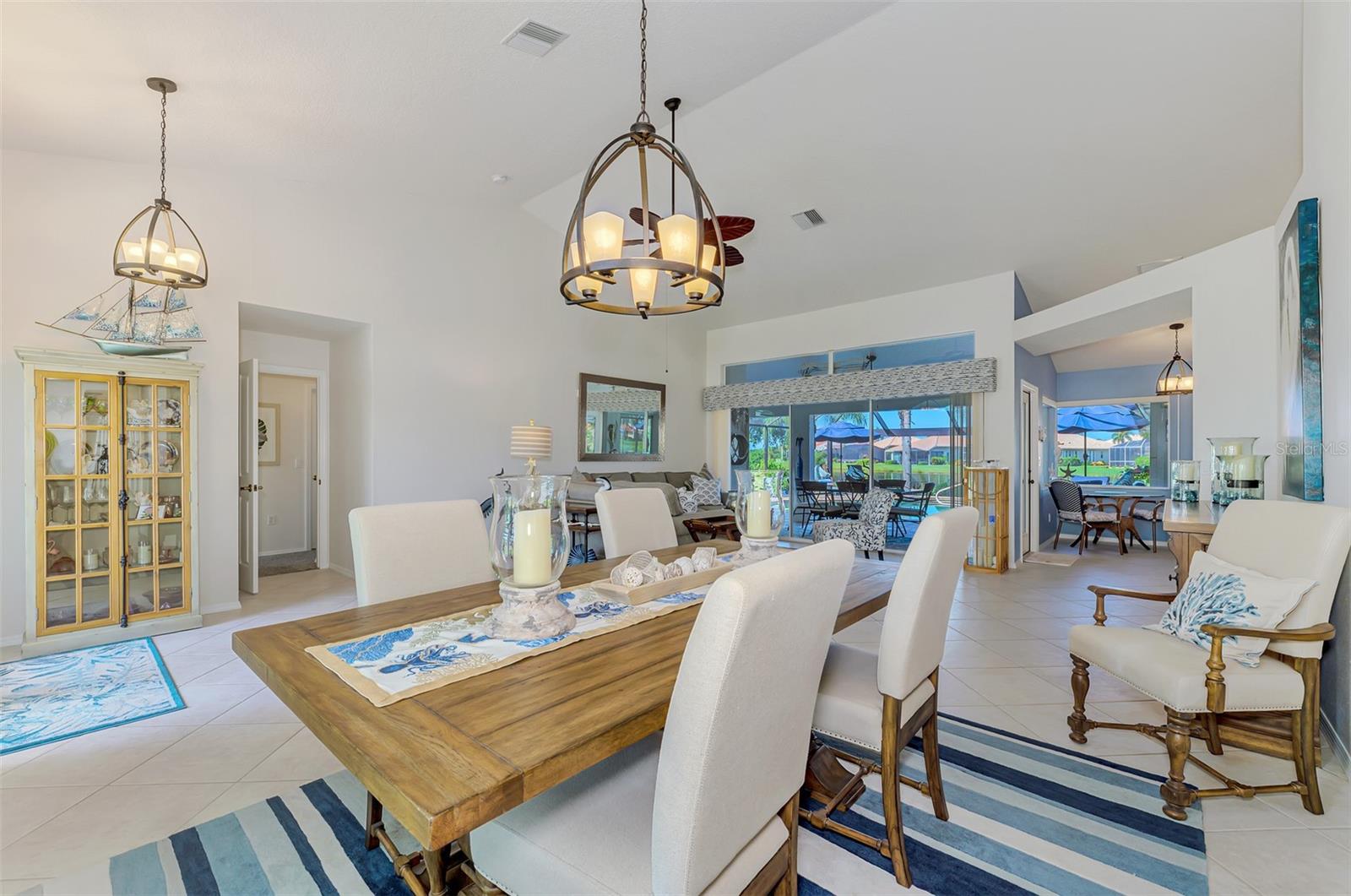530 LAKE OF THE WOODS DR — photo 11
