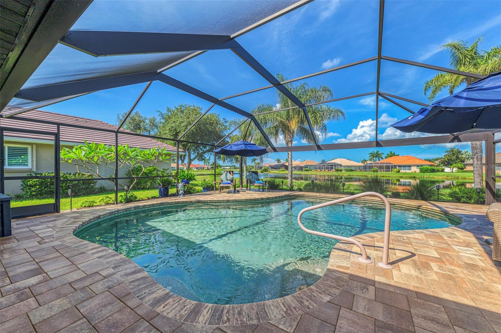530 LAKE OF THE WOODS DR — photo 30