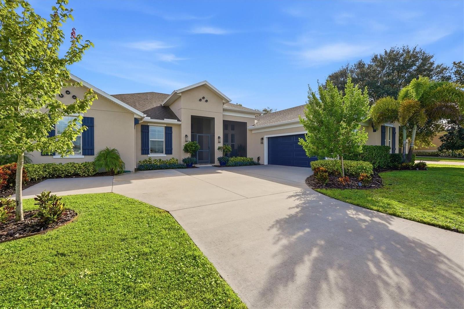 5209 LAKE VENICE DR photo
