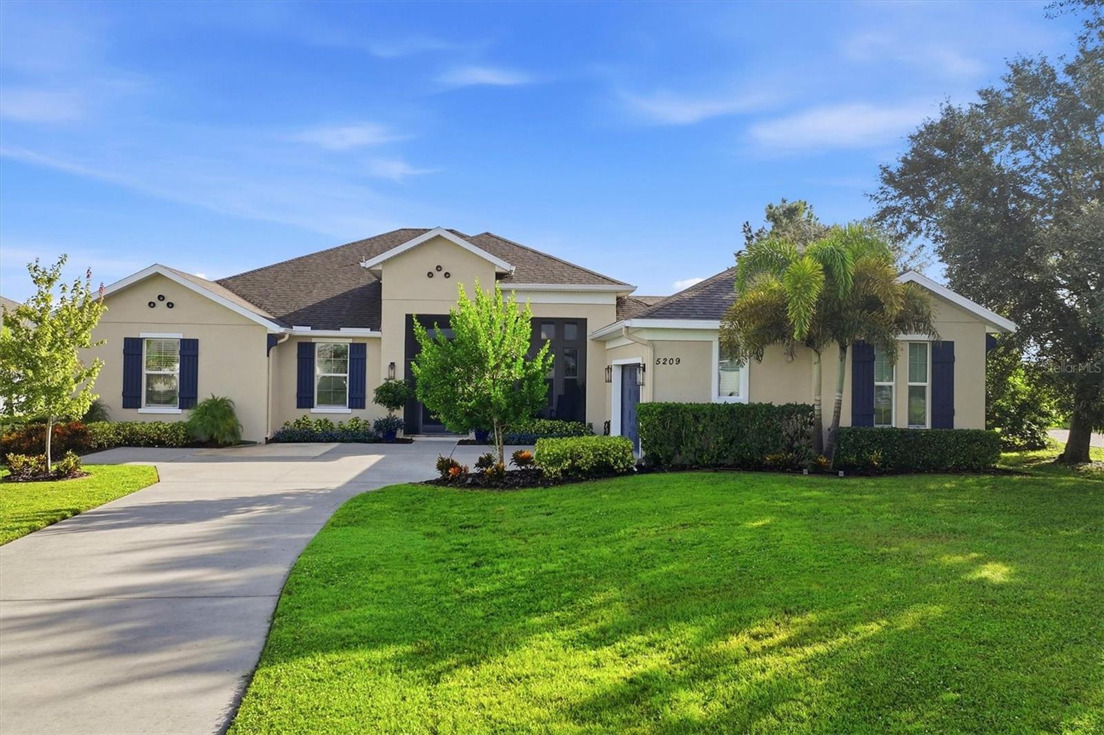 5209 LAKE VENICE DR — photo 8