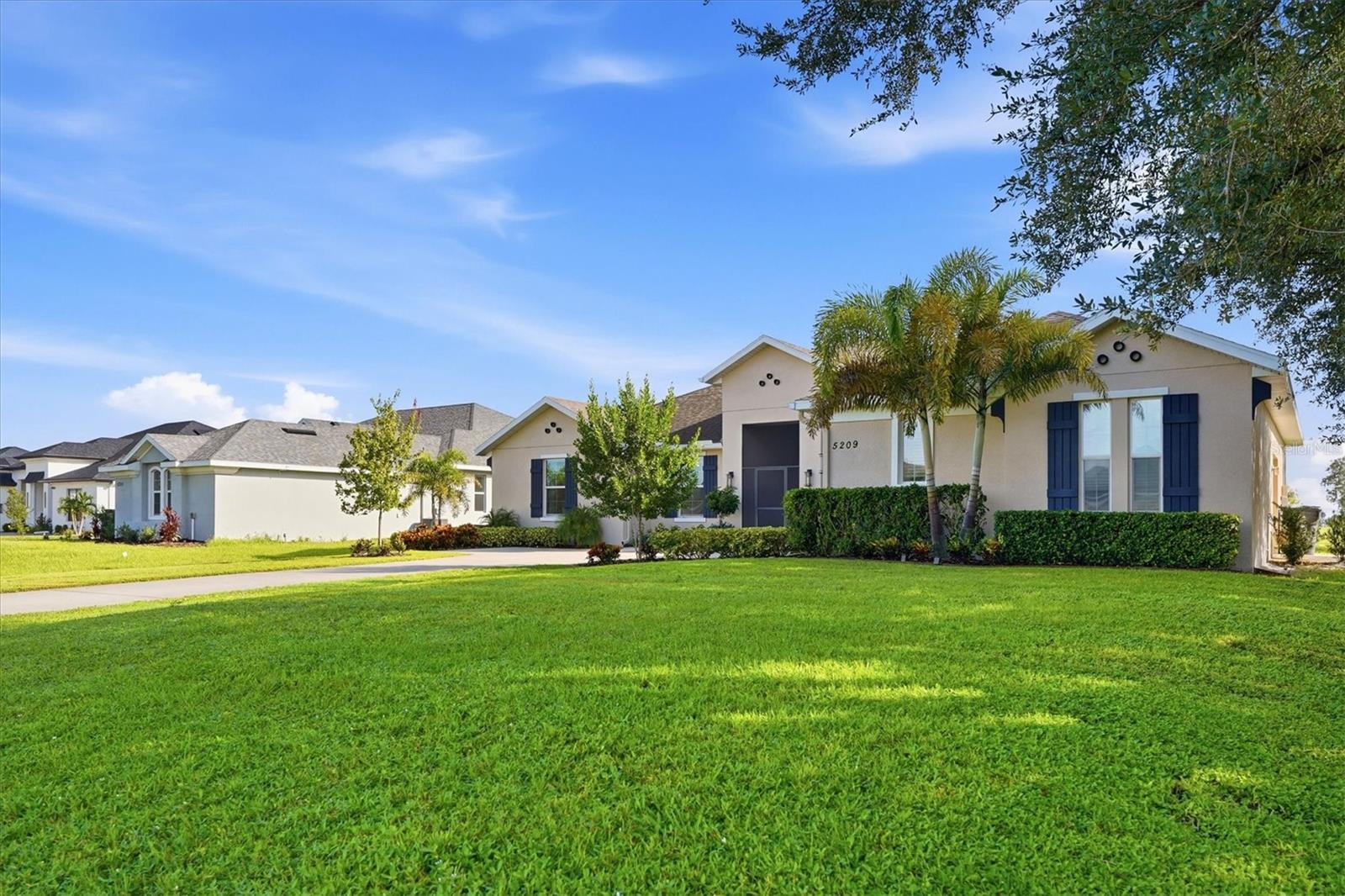 5209 LAKE VENICE DR — photo 9