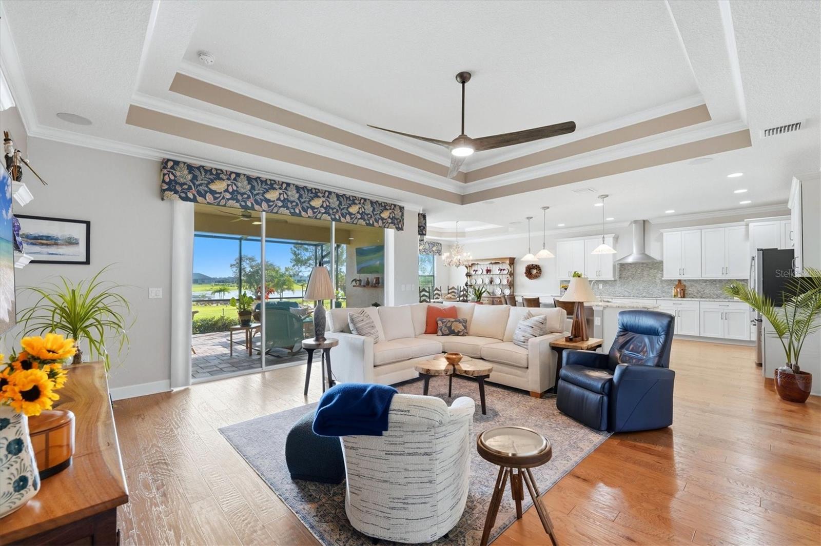 5209 LAKE VENICE DR — photo 14
