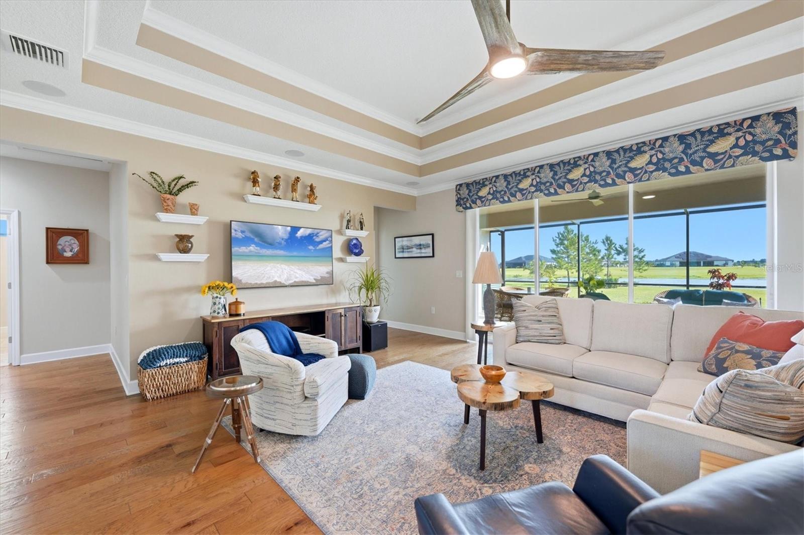 5209 LAKE VENICE DR — photo 15