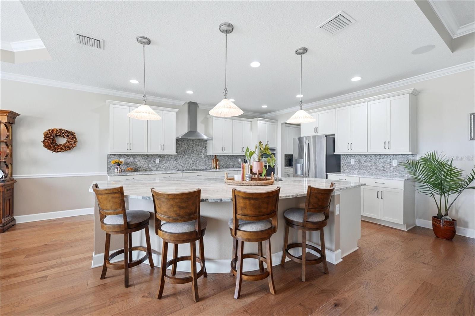 5209 LAKE VENICE DR — photo 18