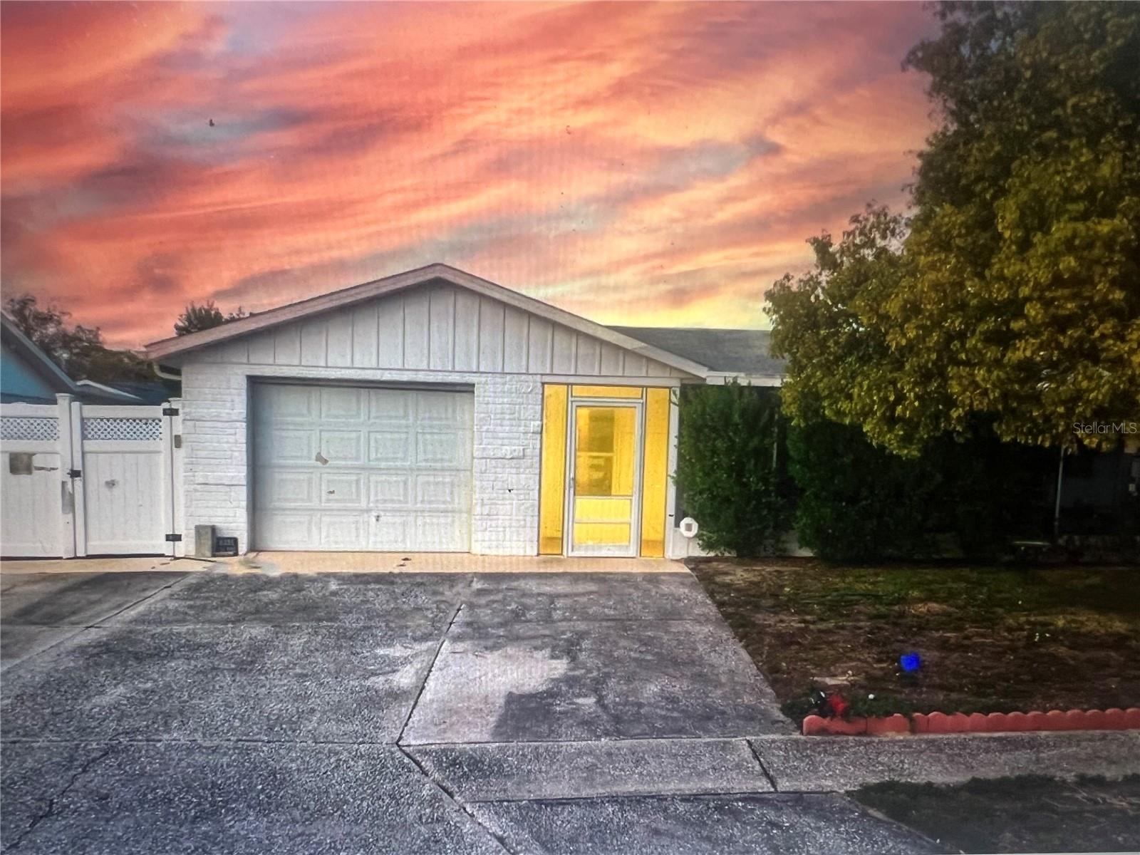 6211 MORAY AVE photo