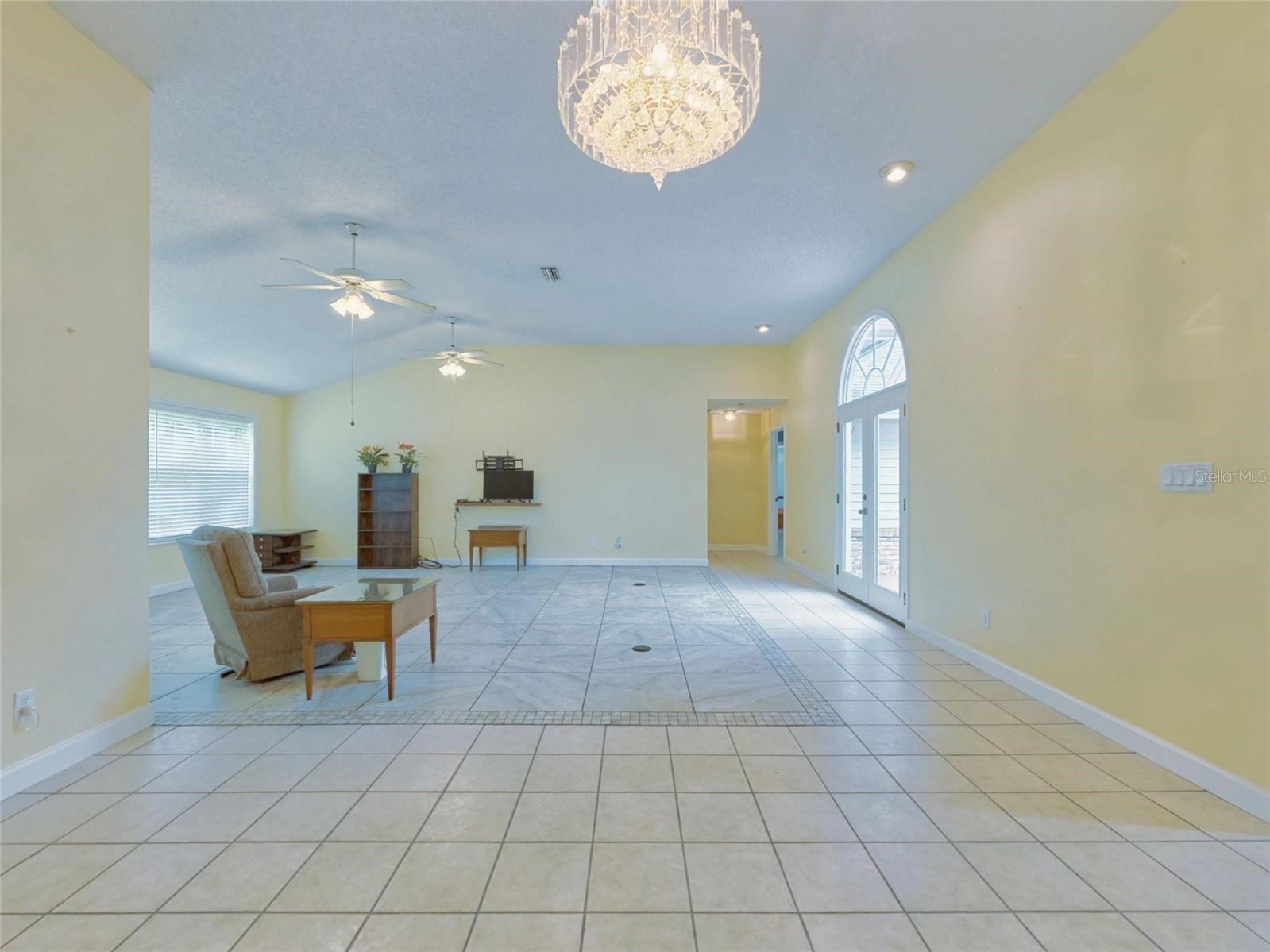 2490 S GLEN EAGLES DR — photo 14