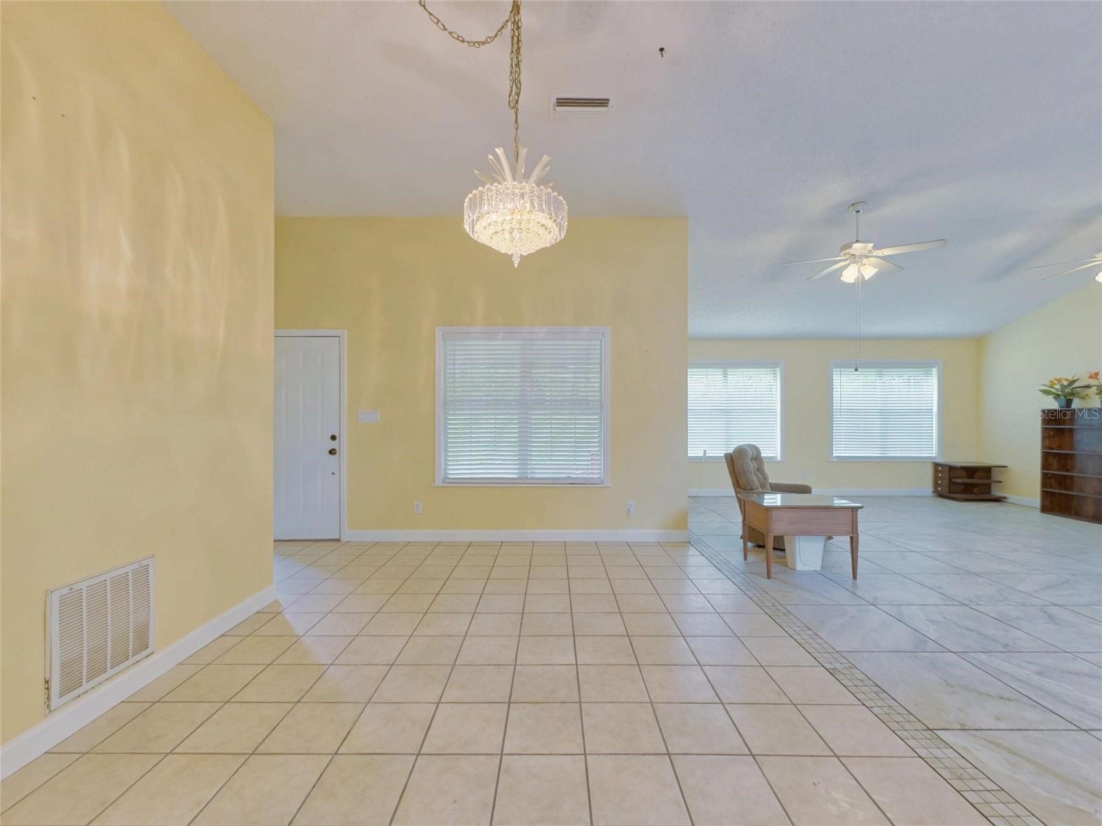2490 S GLEN EAGLES DR — photo 15